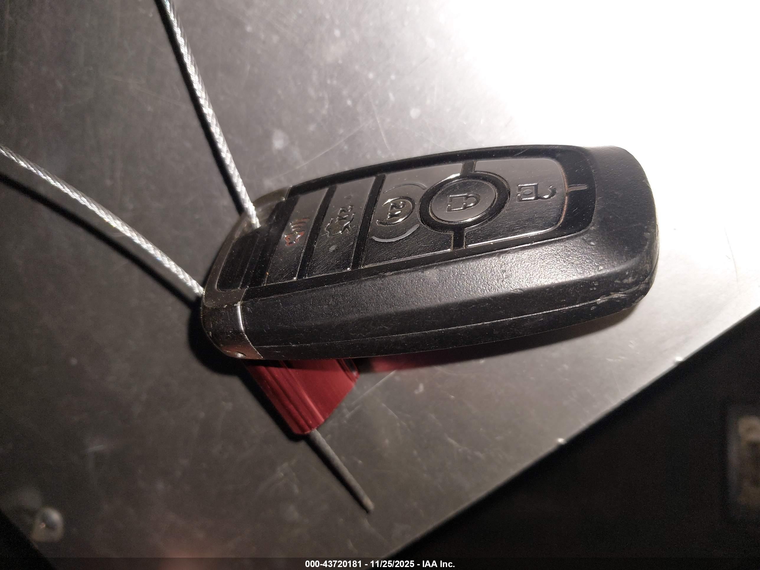 FORD FUSION image 11