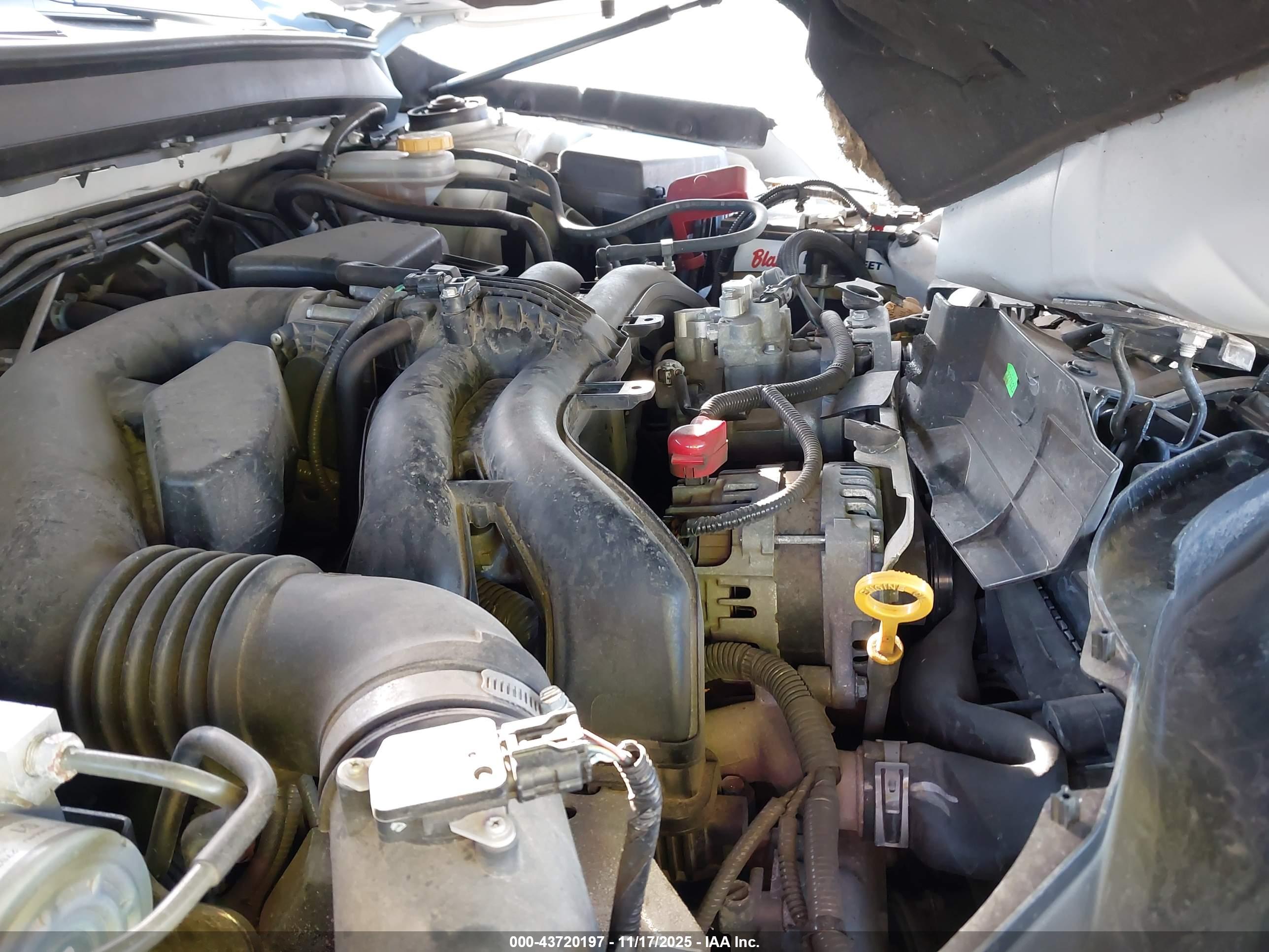 SUBARU OUTBACK image 10