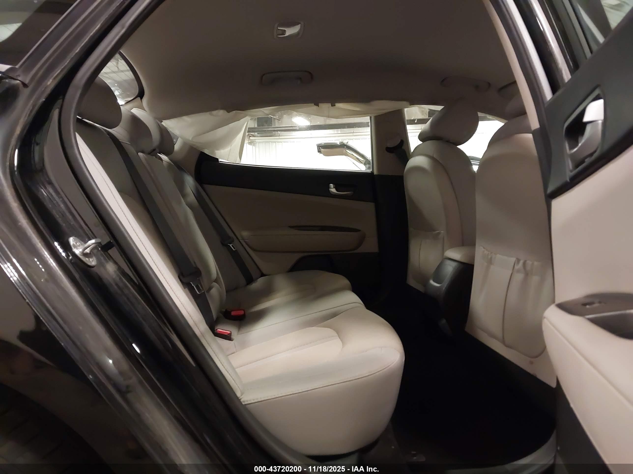 KIA OPTIMA image 8