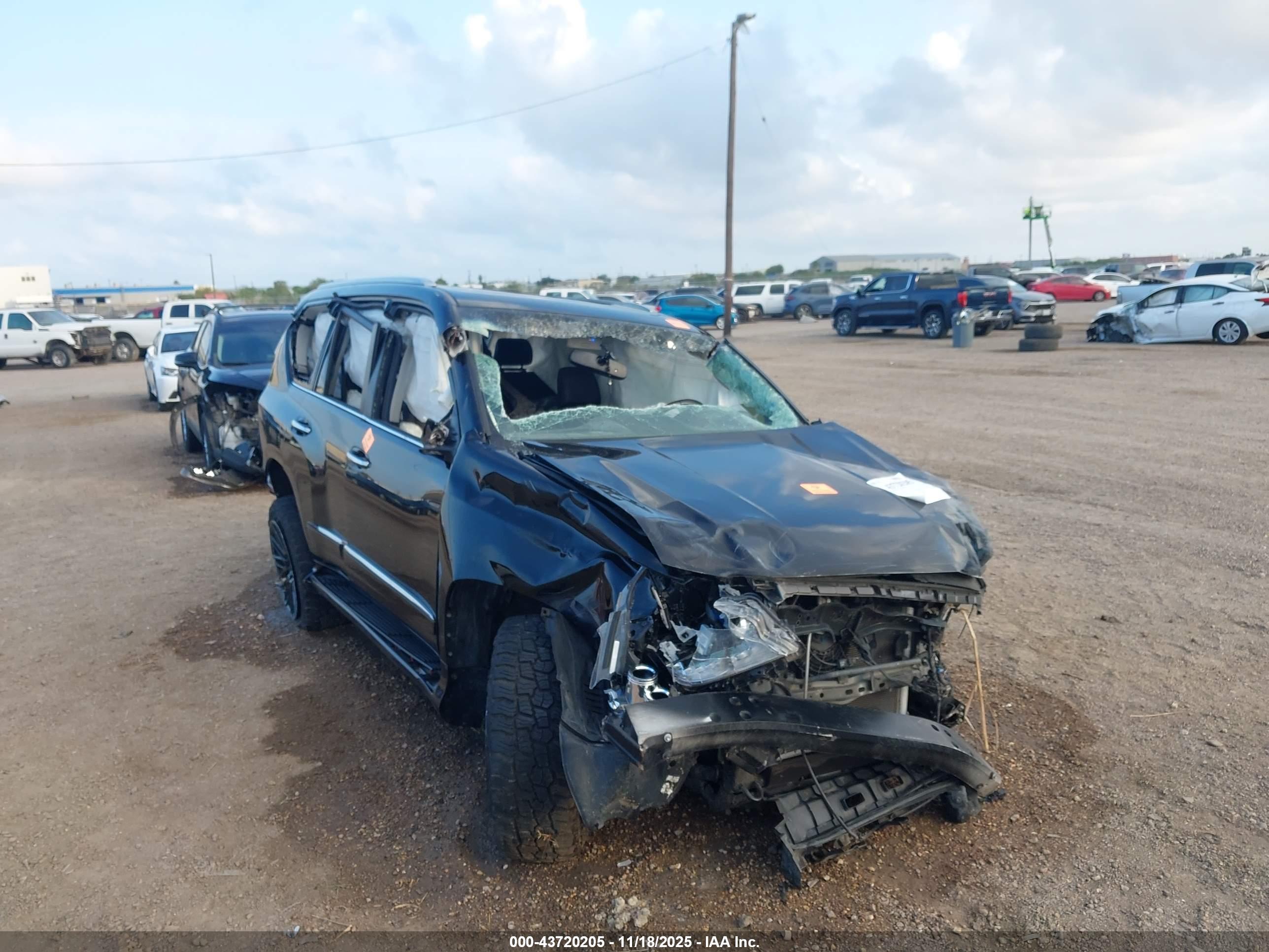 LEXUS GX image 6