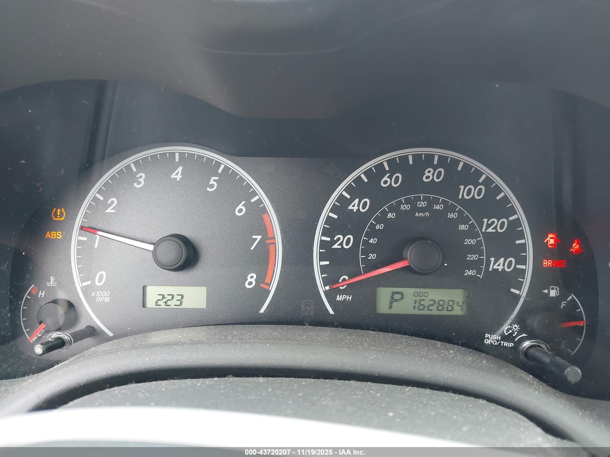TOYOTA COROLLA image 7