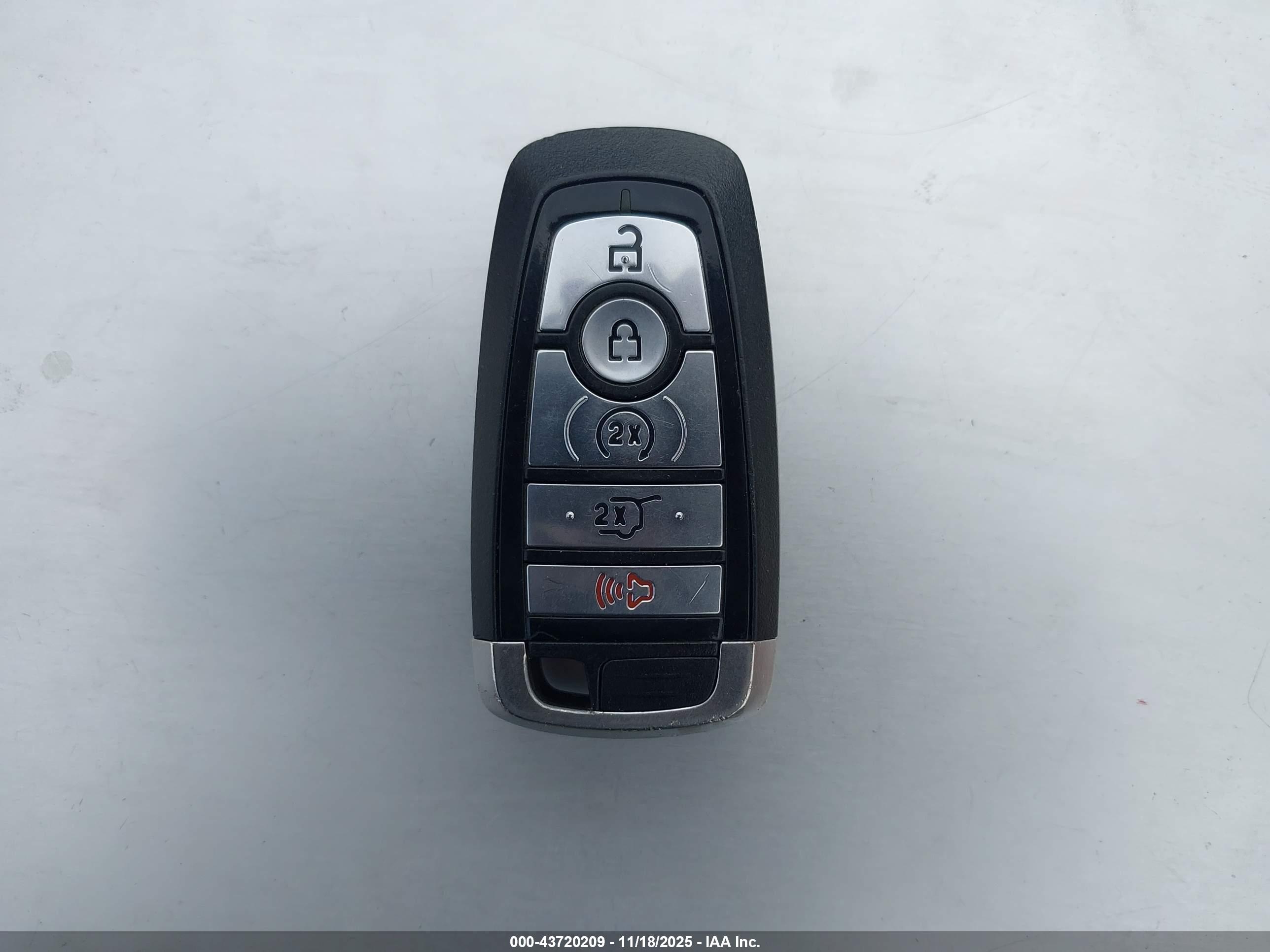 FORD ESCAPE image 11