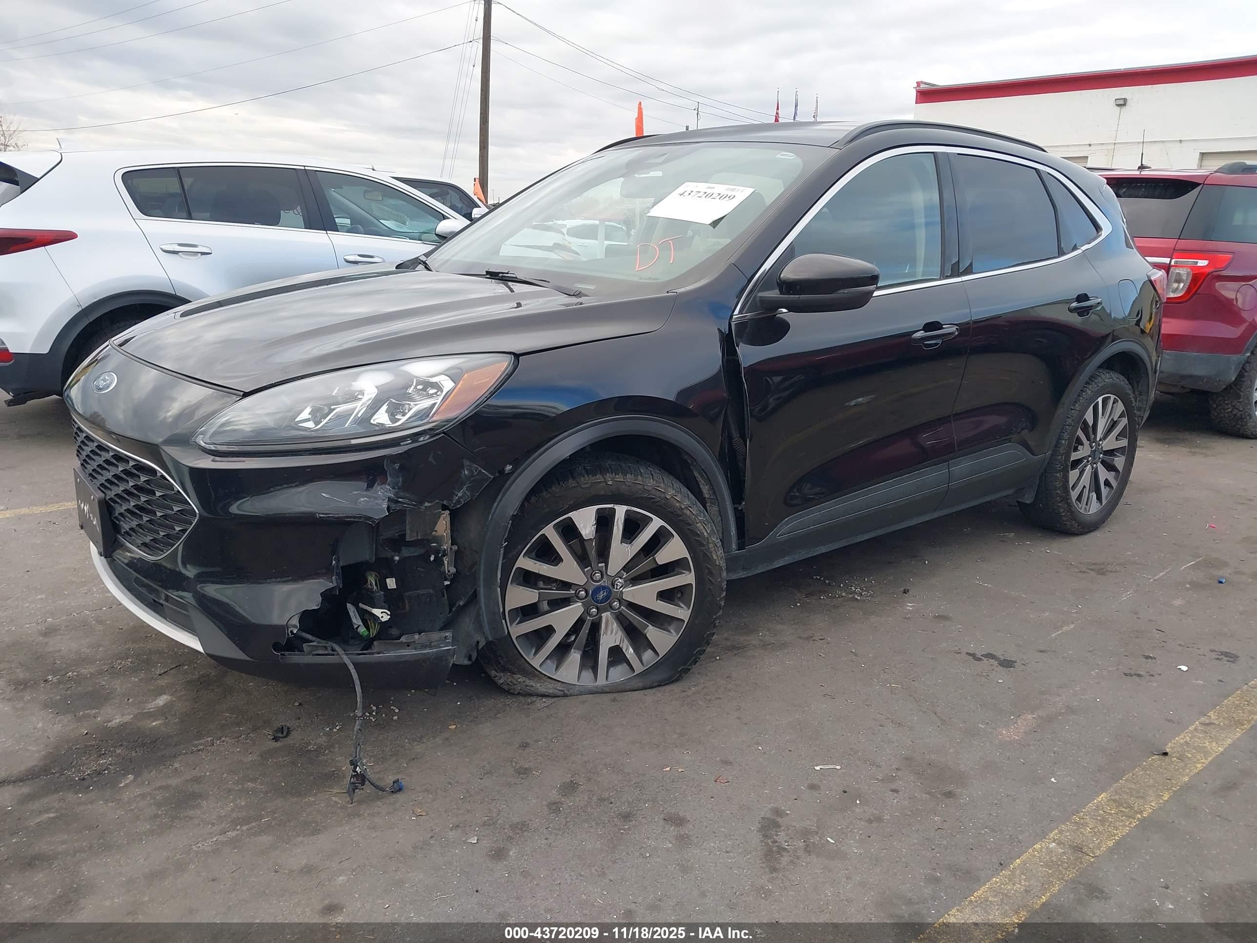 FORD ESCAPE image 2