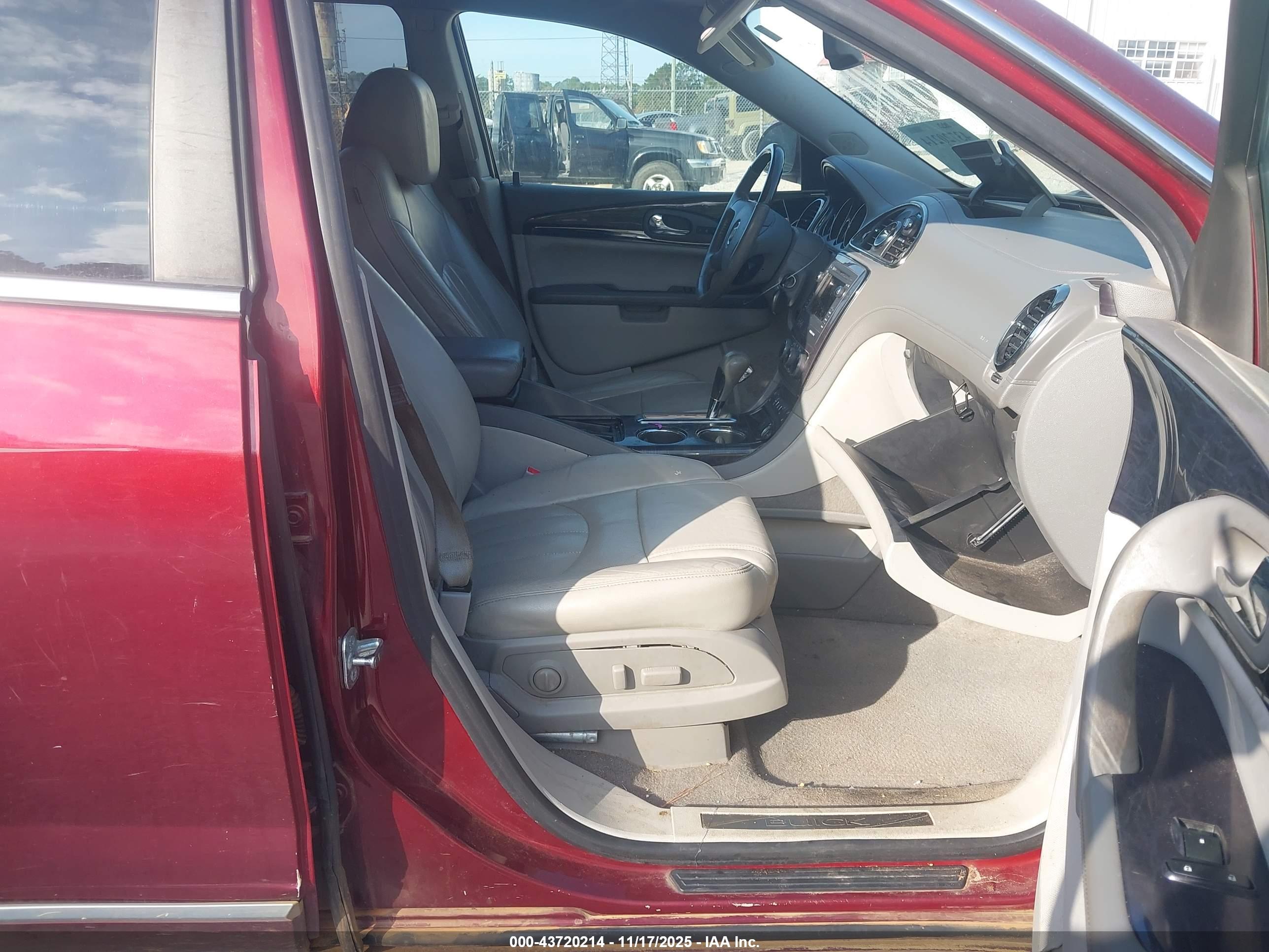 BUICK ENCLAVE image 5