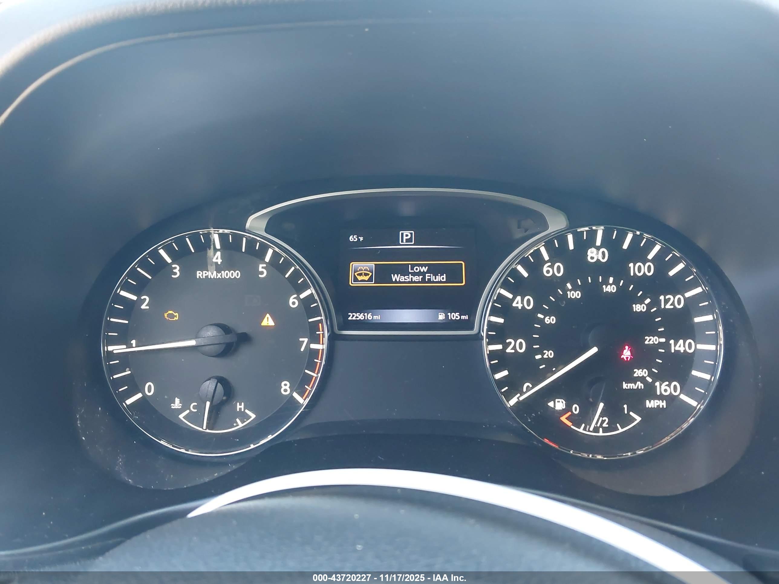 NISSAN PATHFINDER image 7