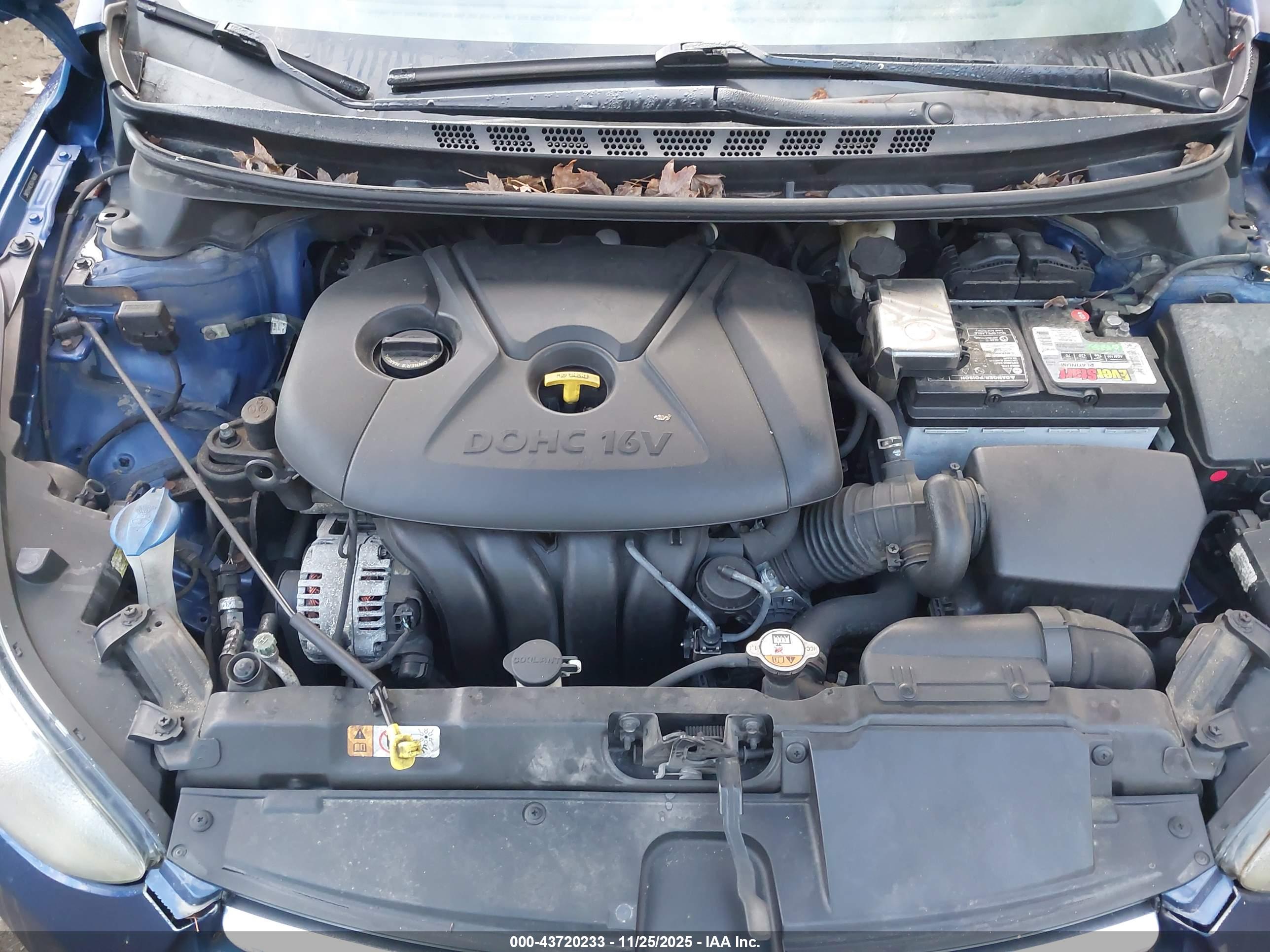 HYUNDAI ELANTRA image 10