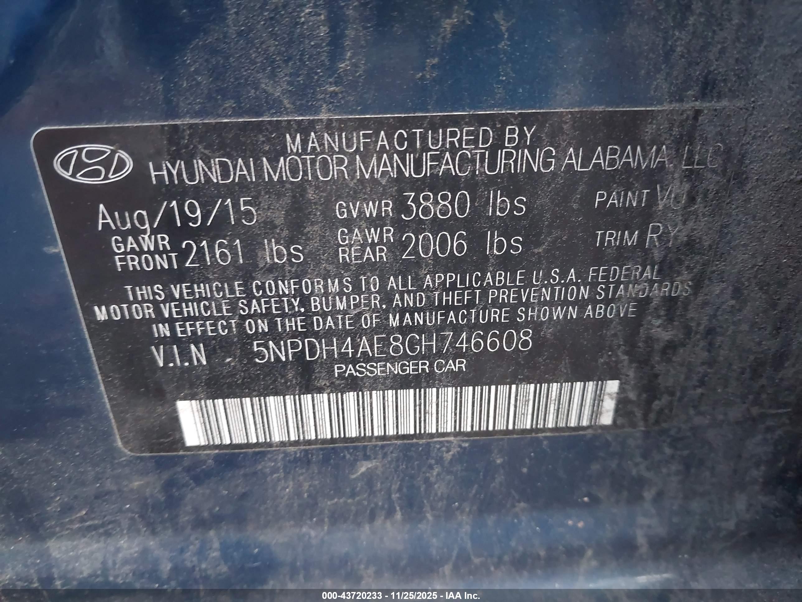 HYUNDAI ELANTRA image 9