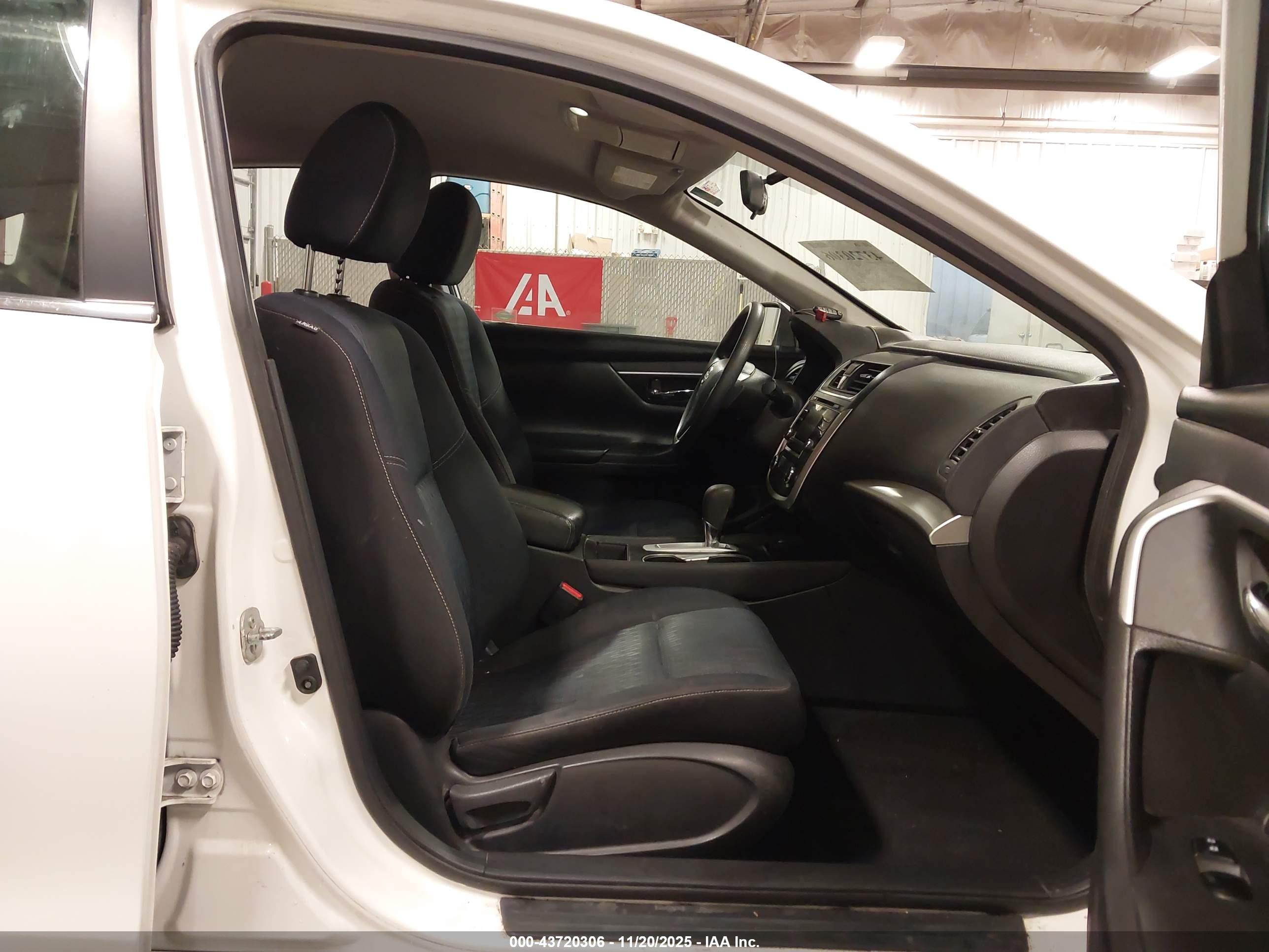 NISSAN ALTIMA image 5