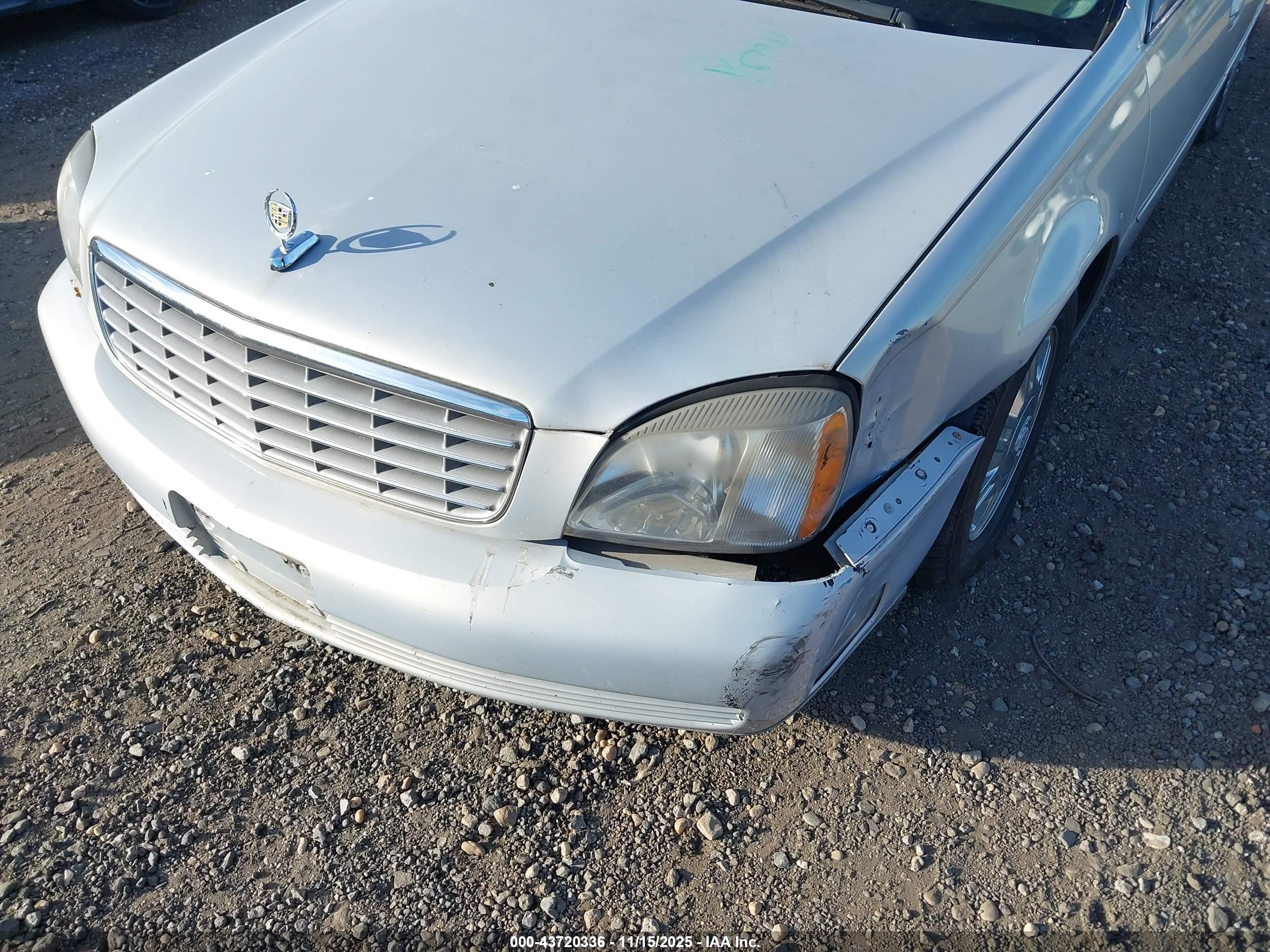CADILLAC DEVILLE image 6