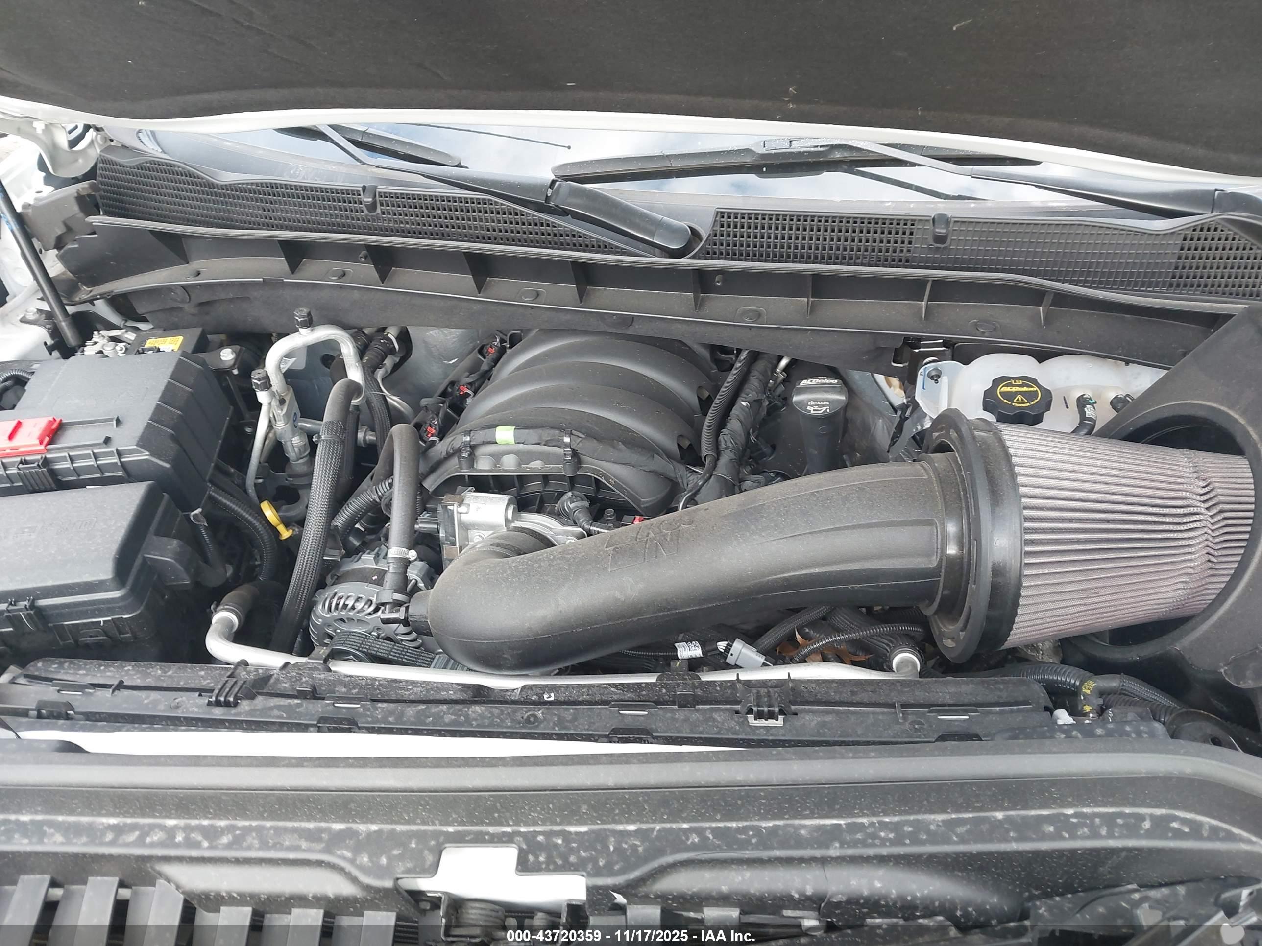 GMC SIERRA image 10