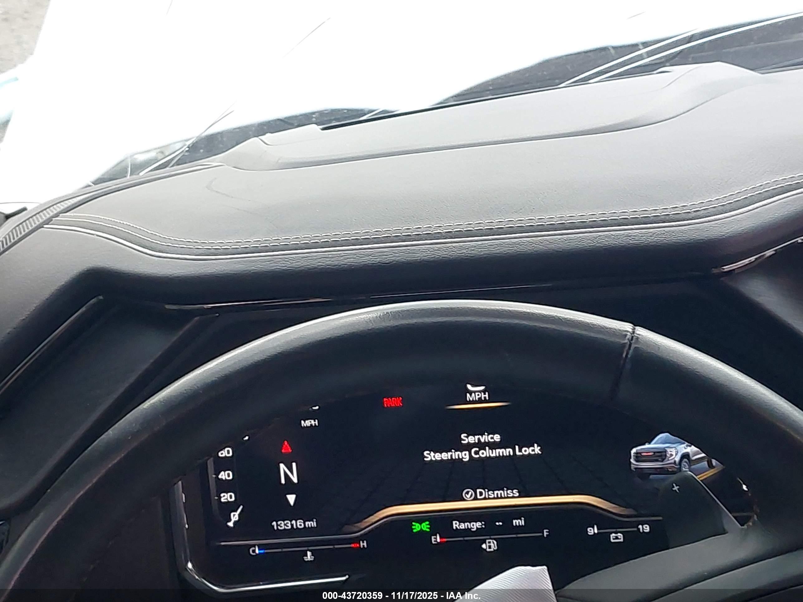 GMC SIERRA image 7
