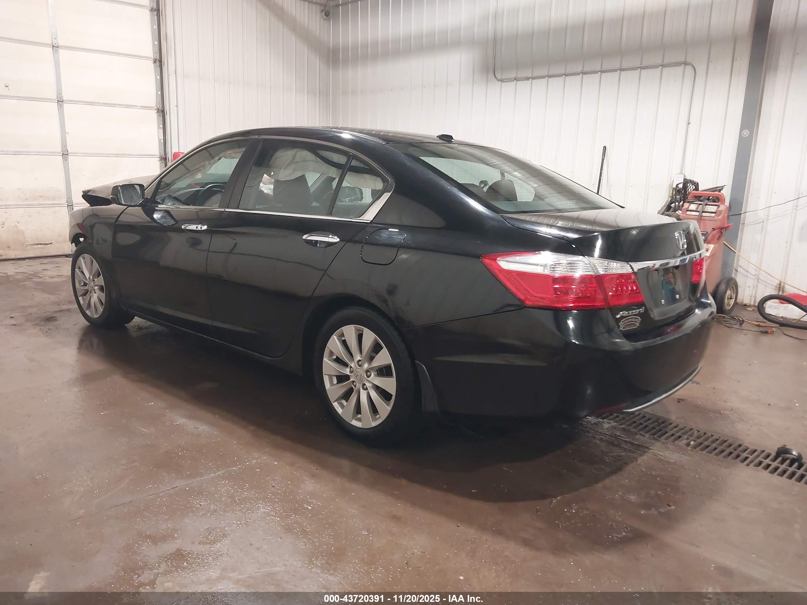 HONDA ACCORD image 3