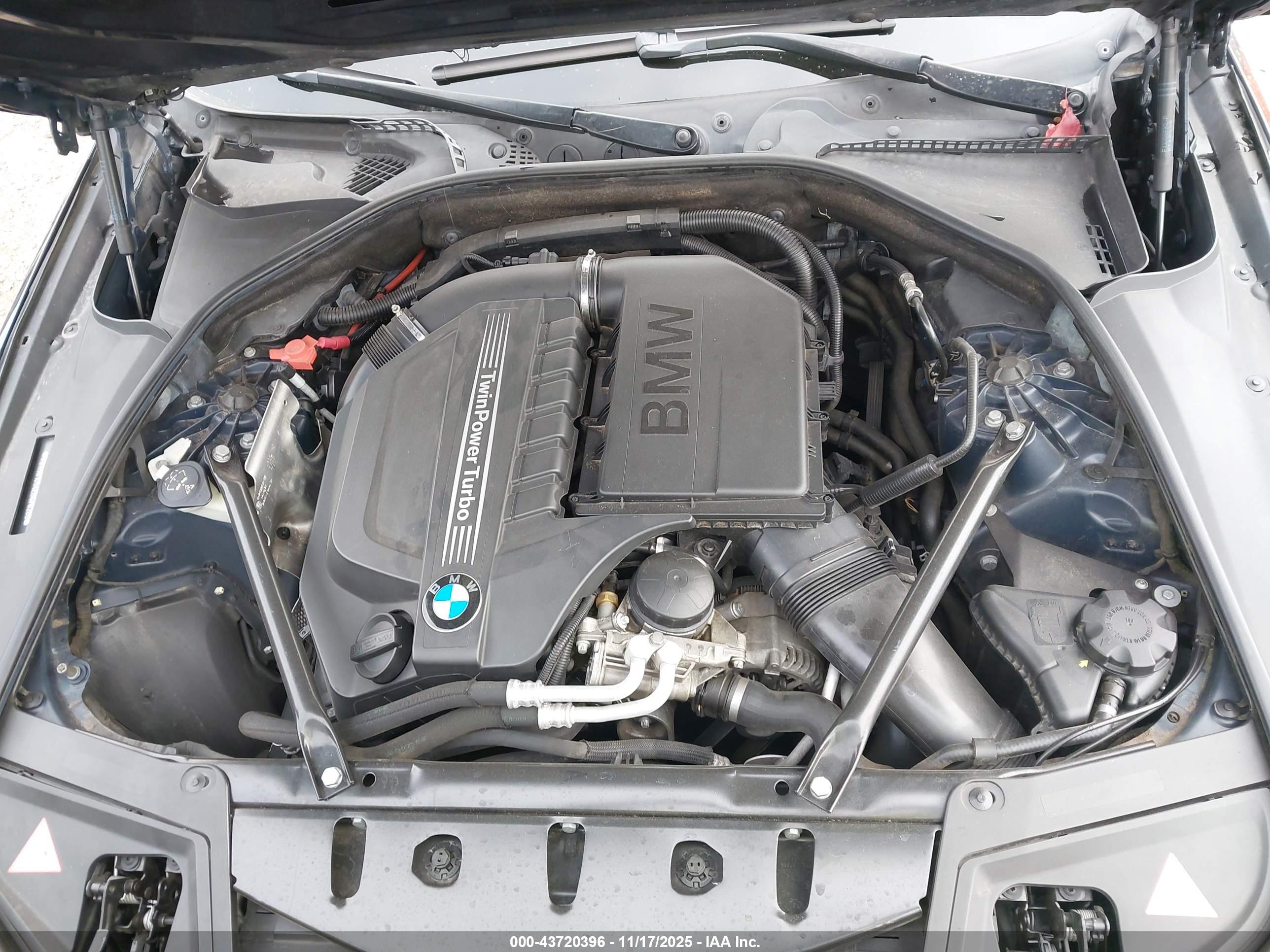 BMW 535I image 10