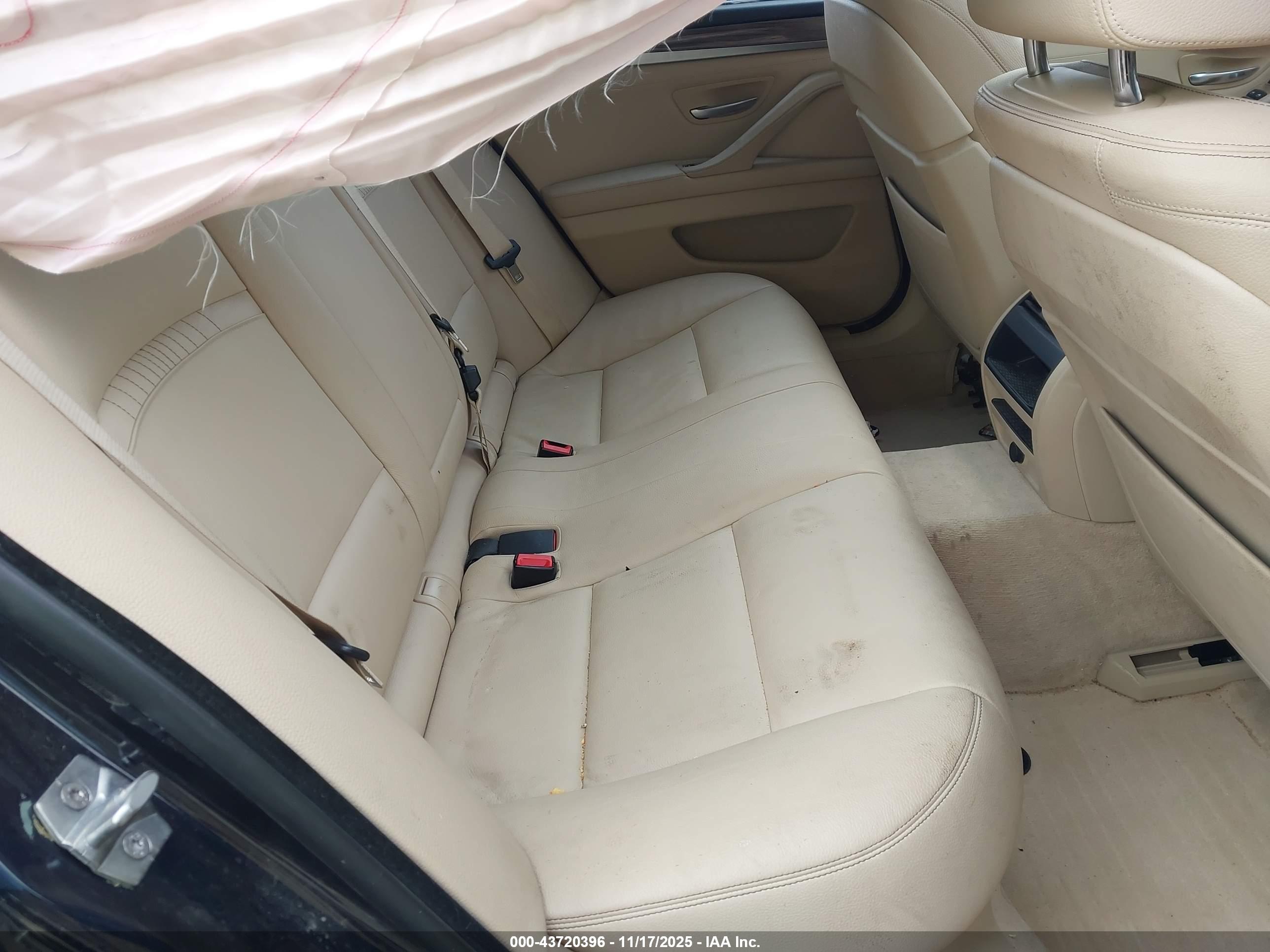 BMW 535I image 8