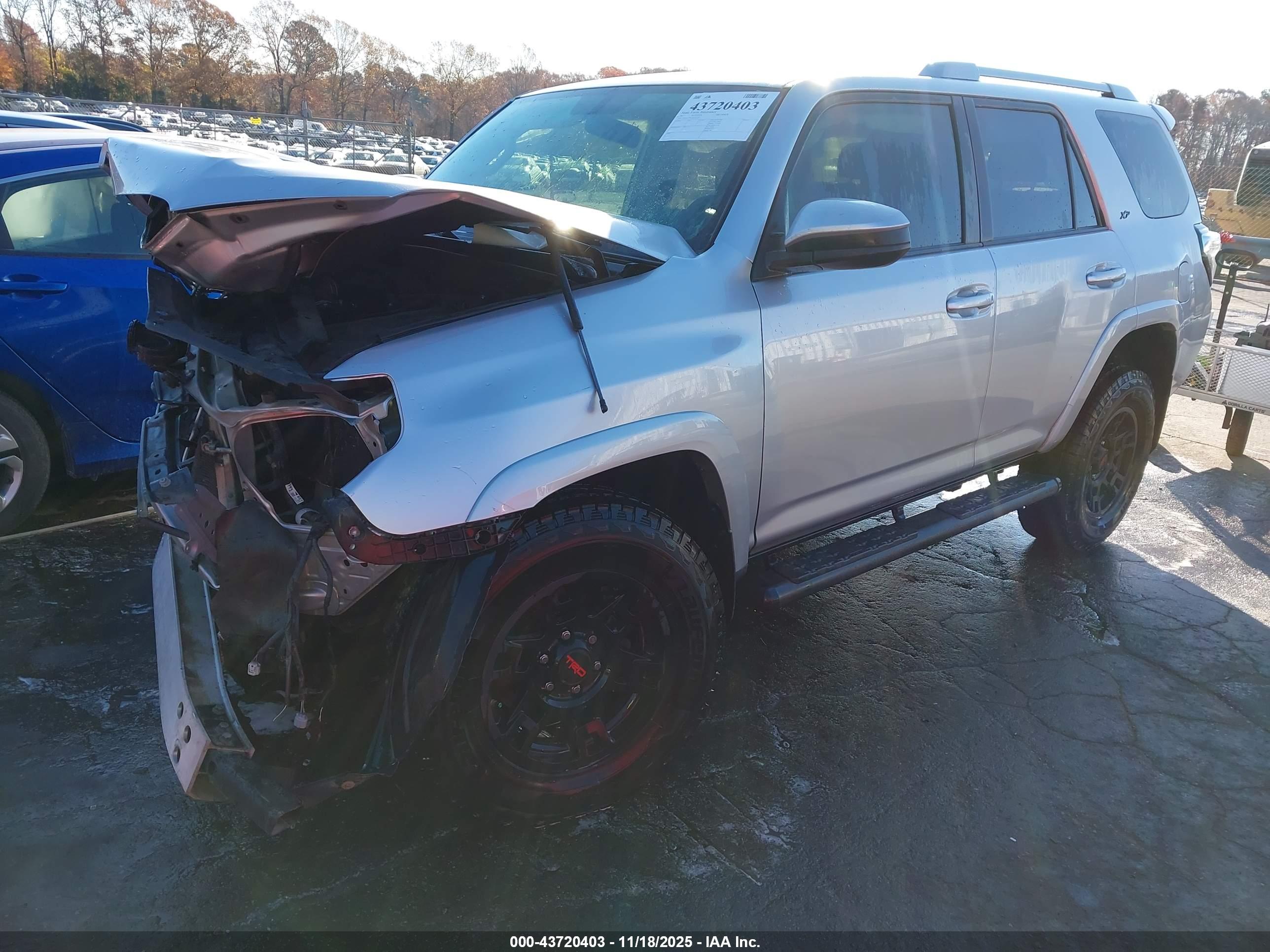 TOYOTA 4RUNNER image 2