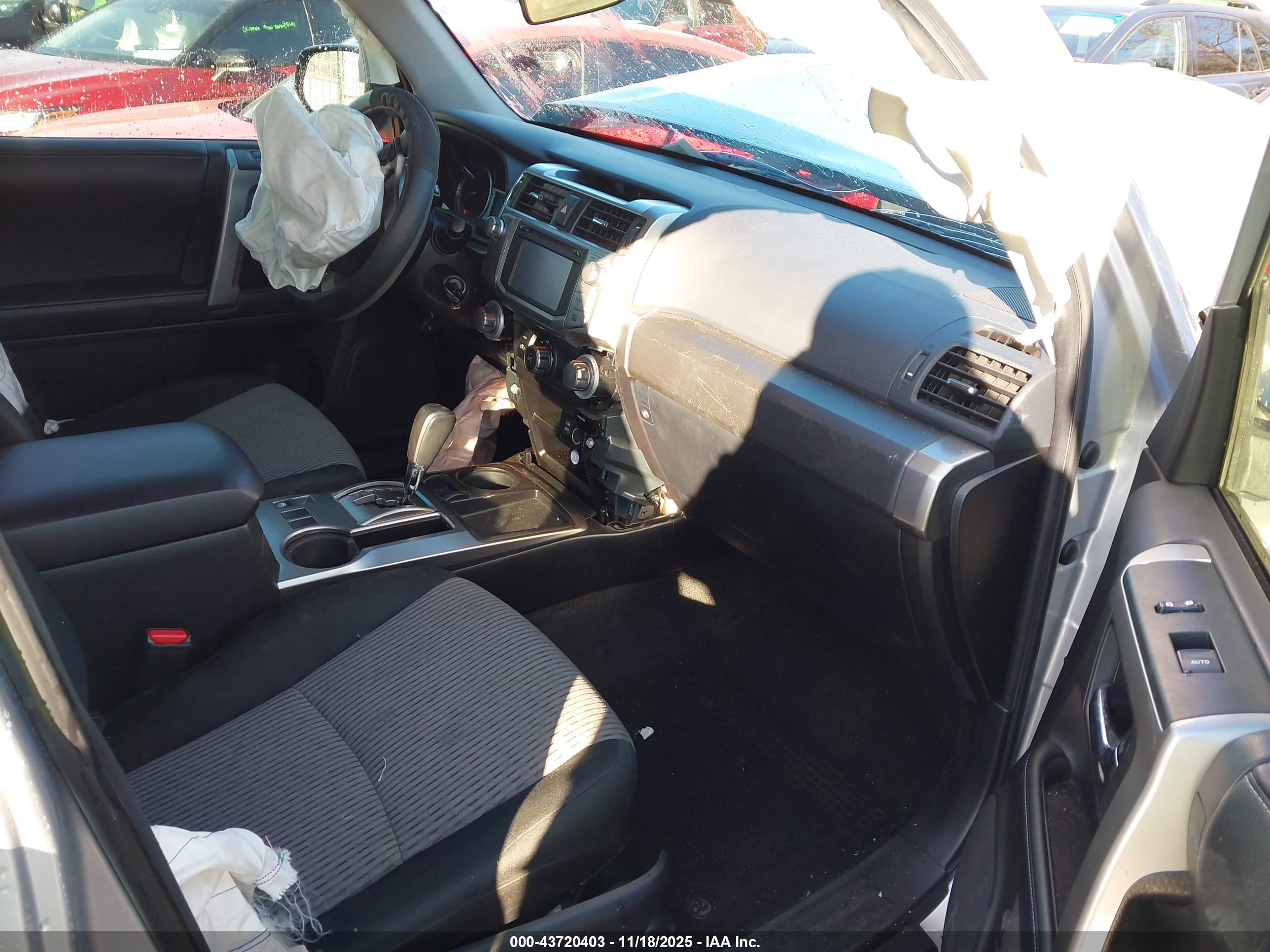 TOYOTA 4RUNNER image 5