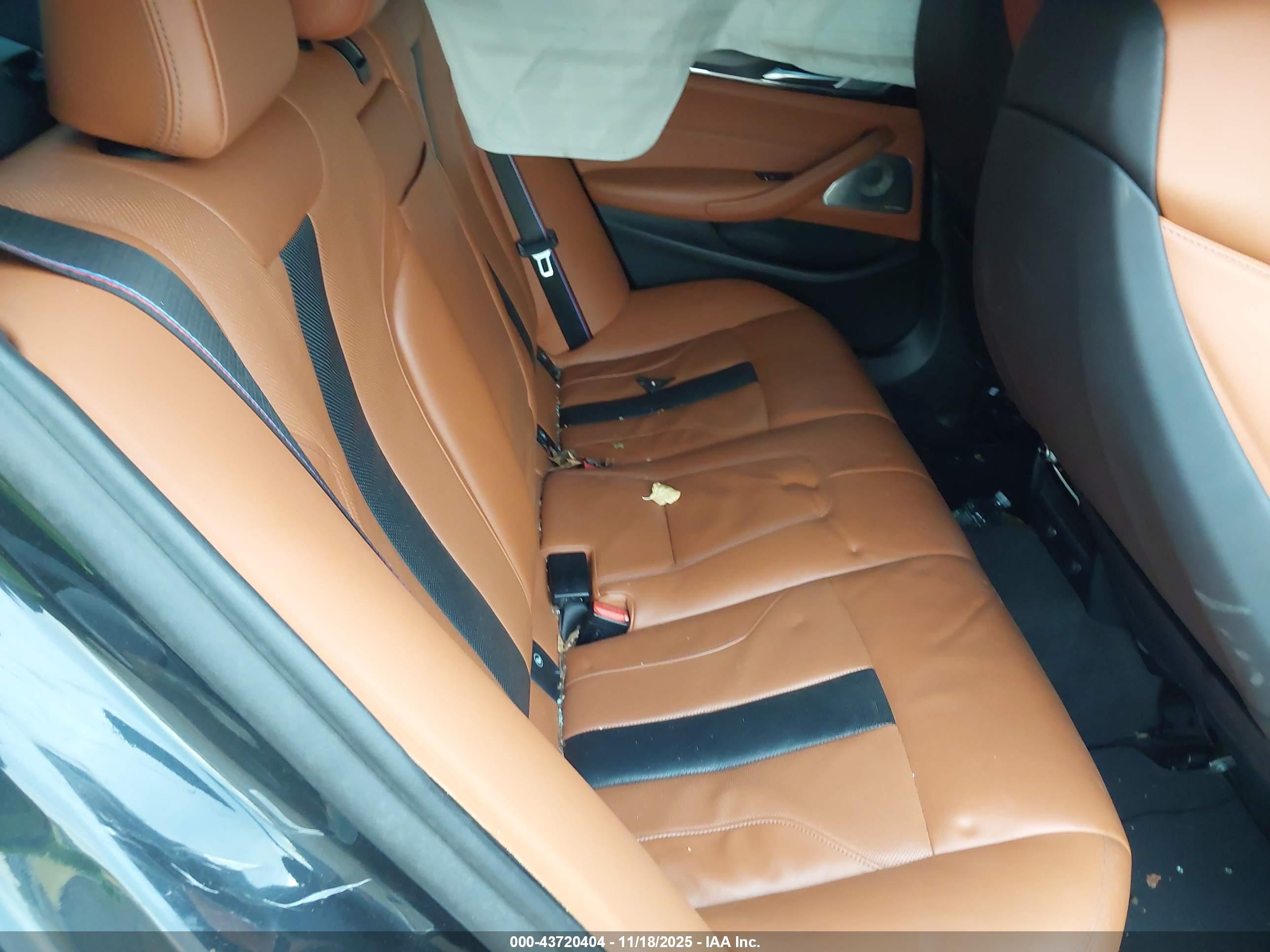 BMW M5 image 8