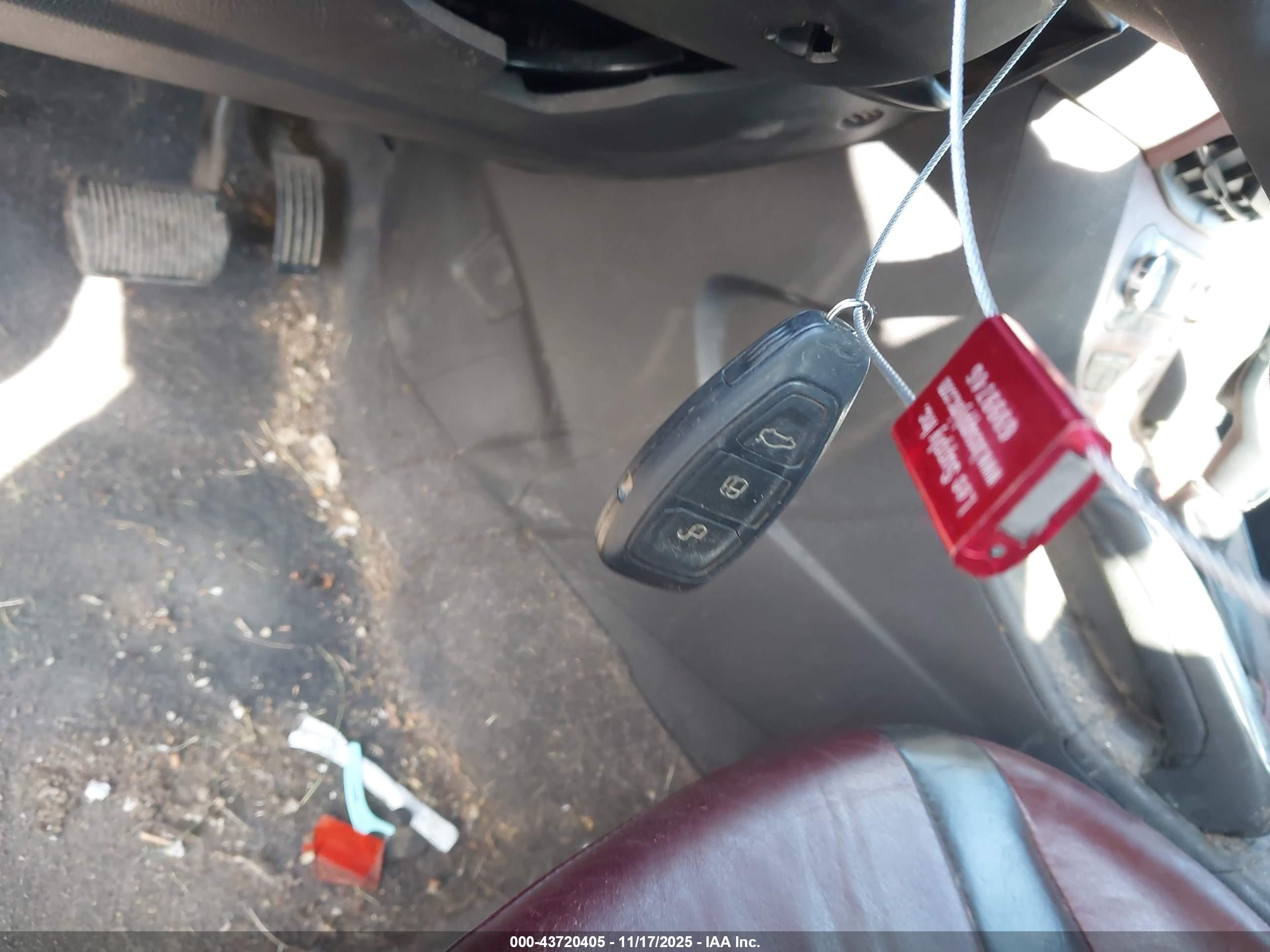 FORD FOCUS image 11