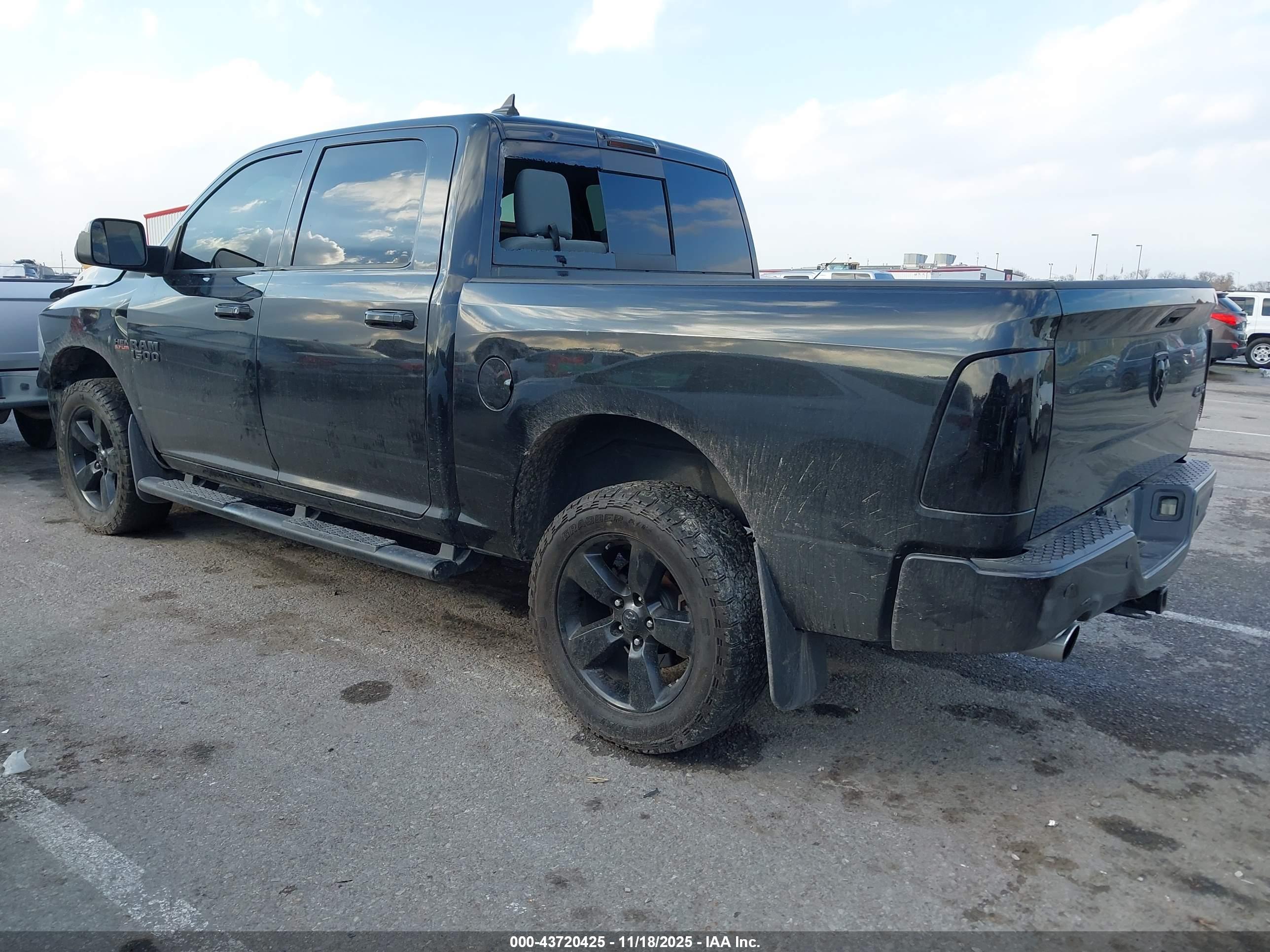 RAM 1500 image 3