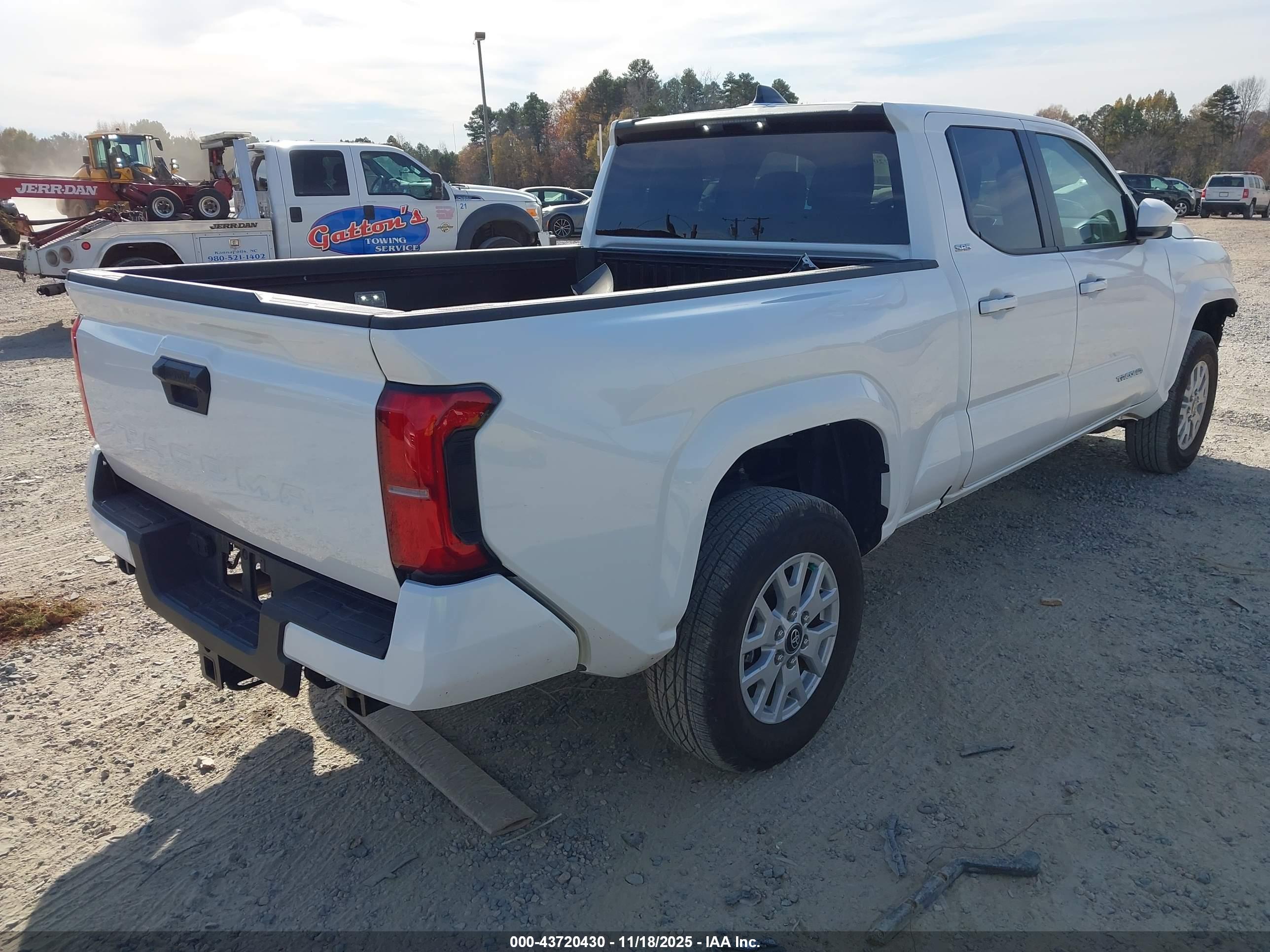 TOYOTA TACOMA image 4