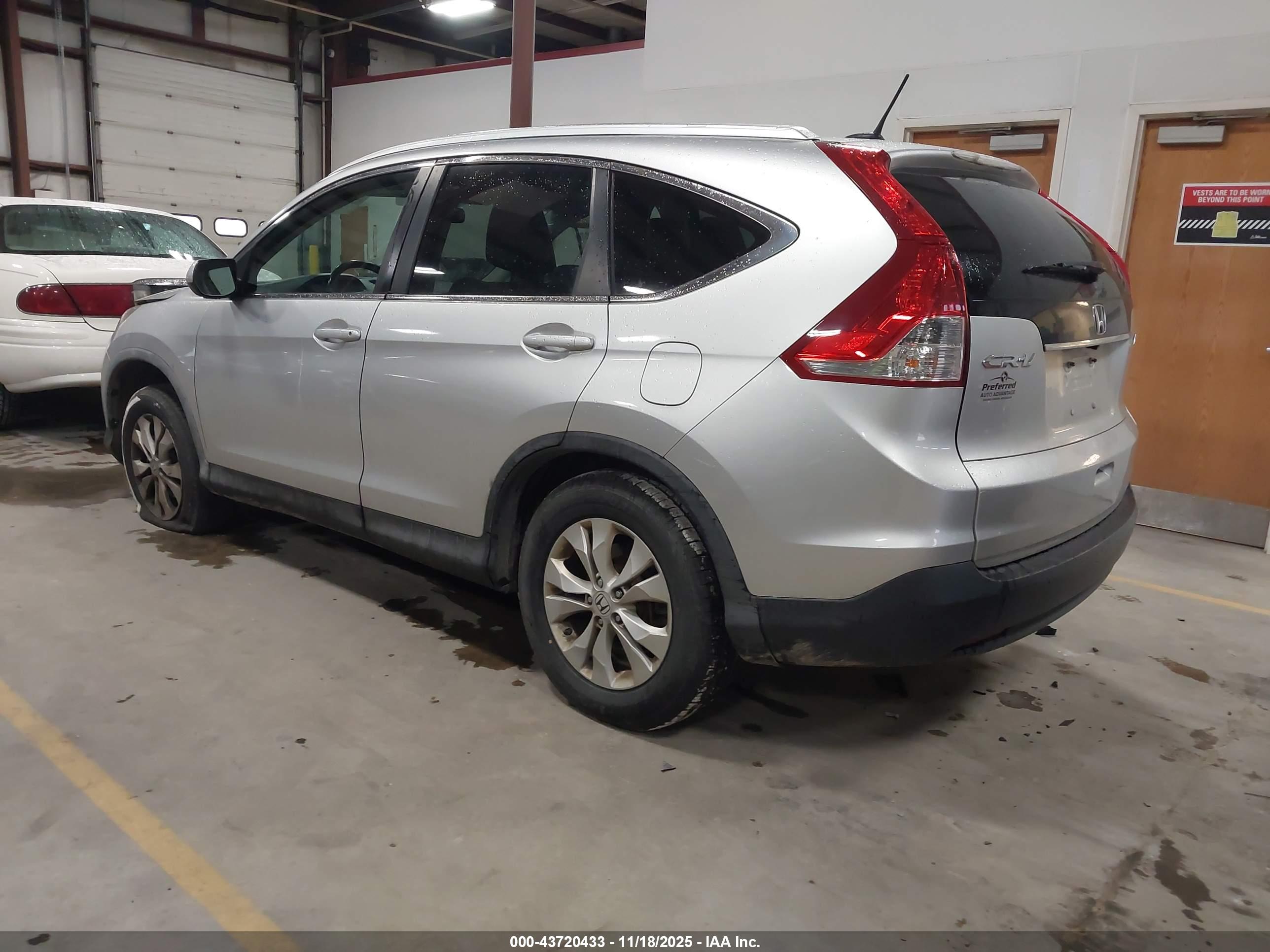 HONDA CR-V image 3