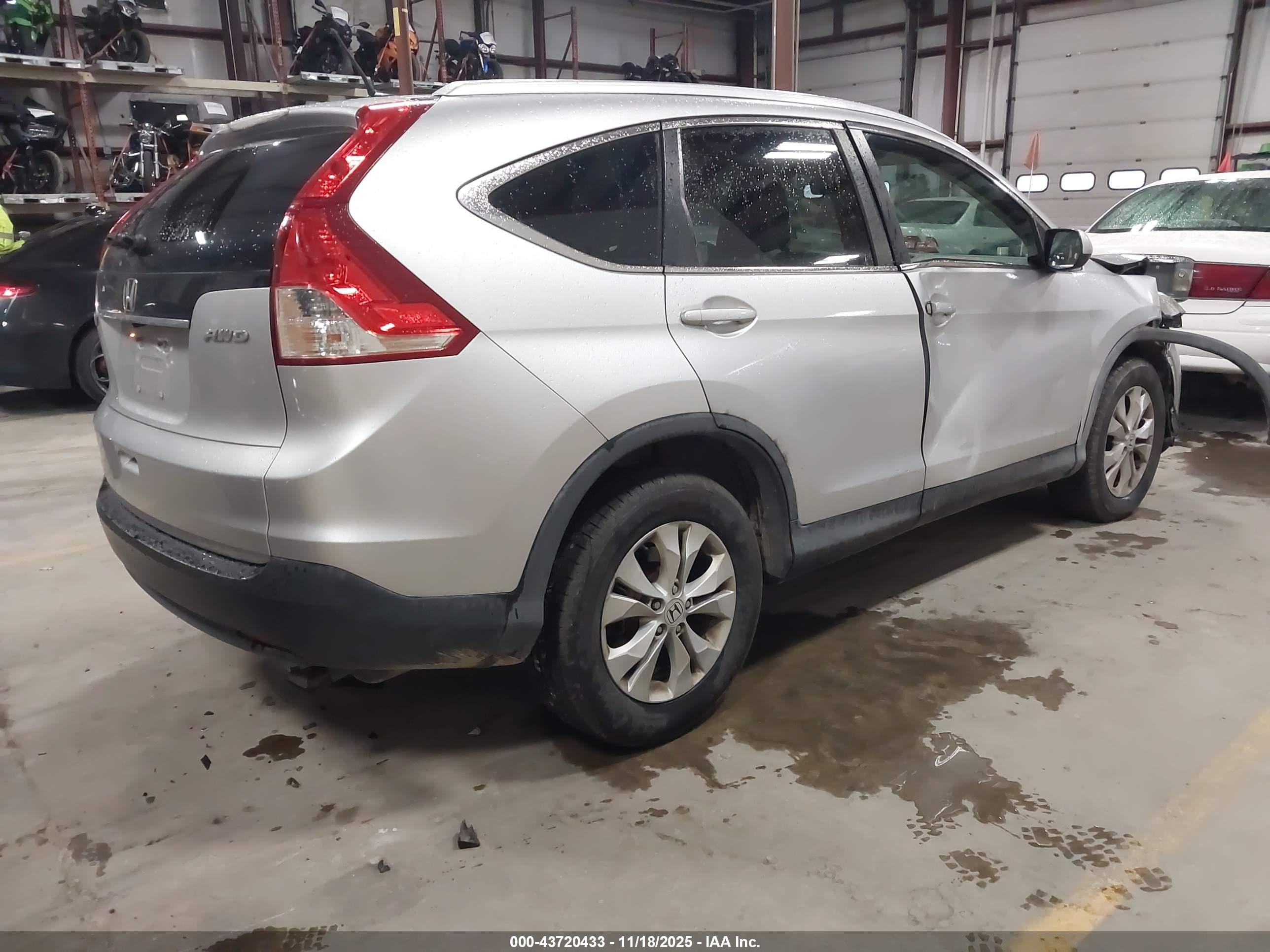 HONDA CR-V image 4