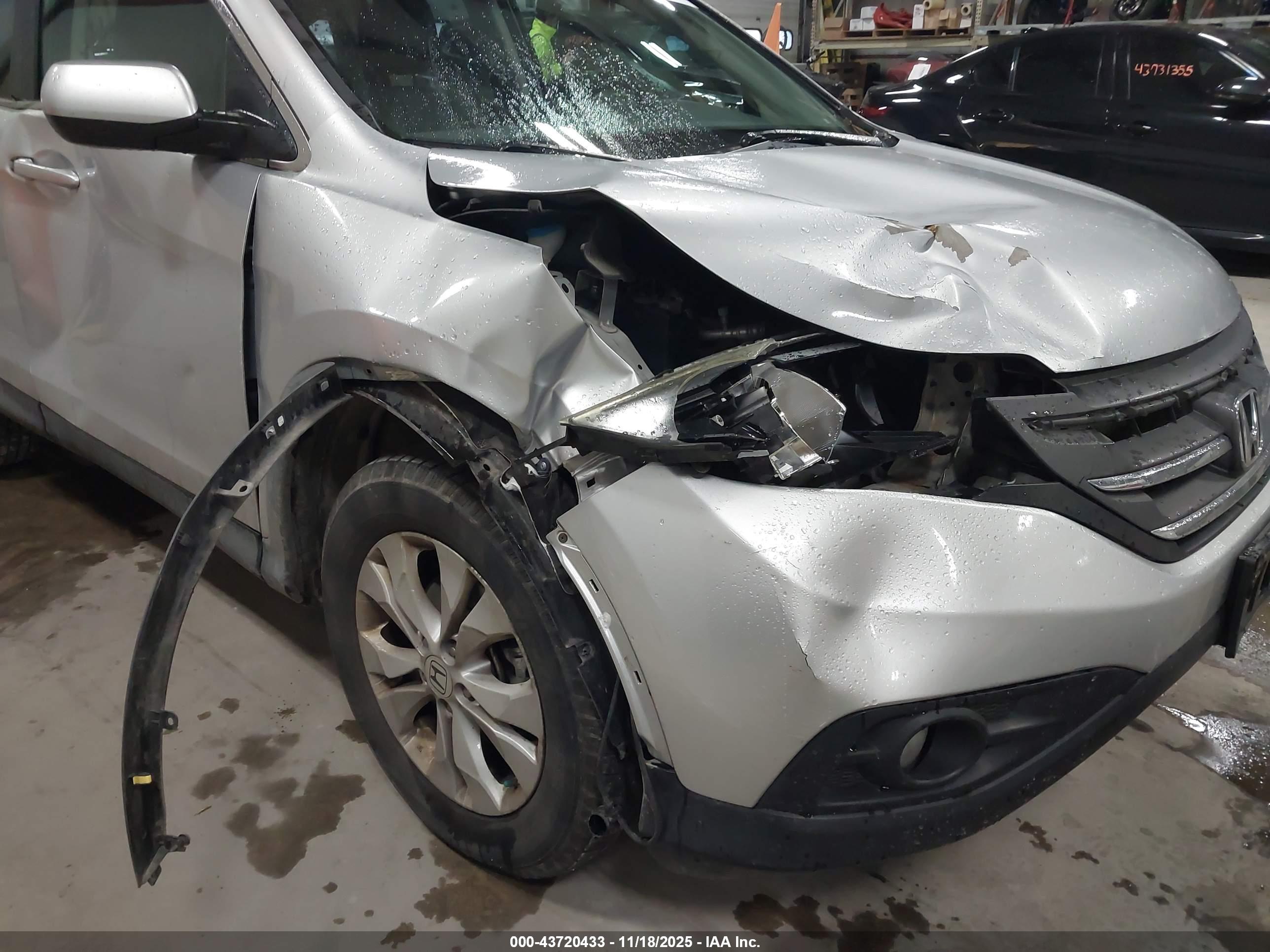 HONDA CR-V image 6