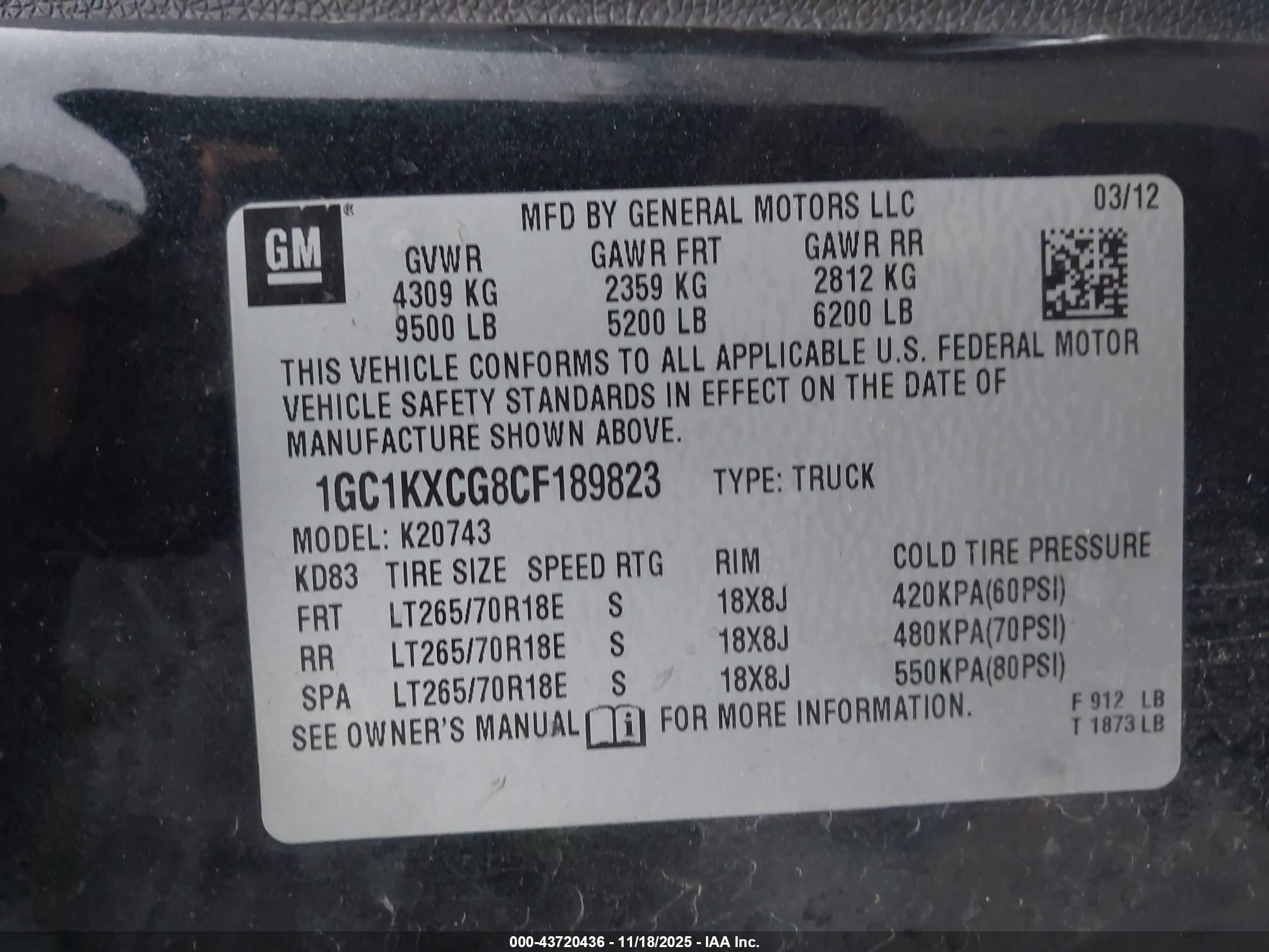 CHEVROLET SILVERADO image 9