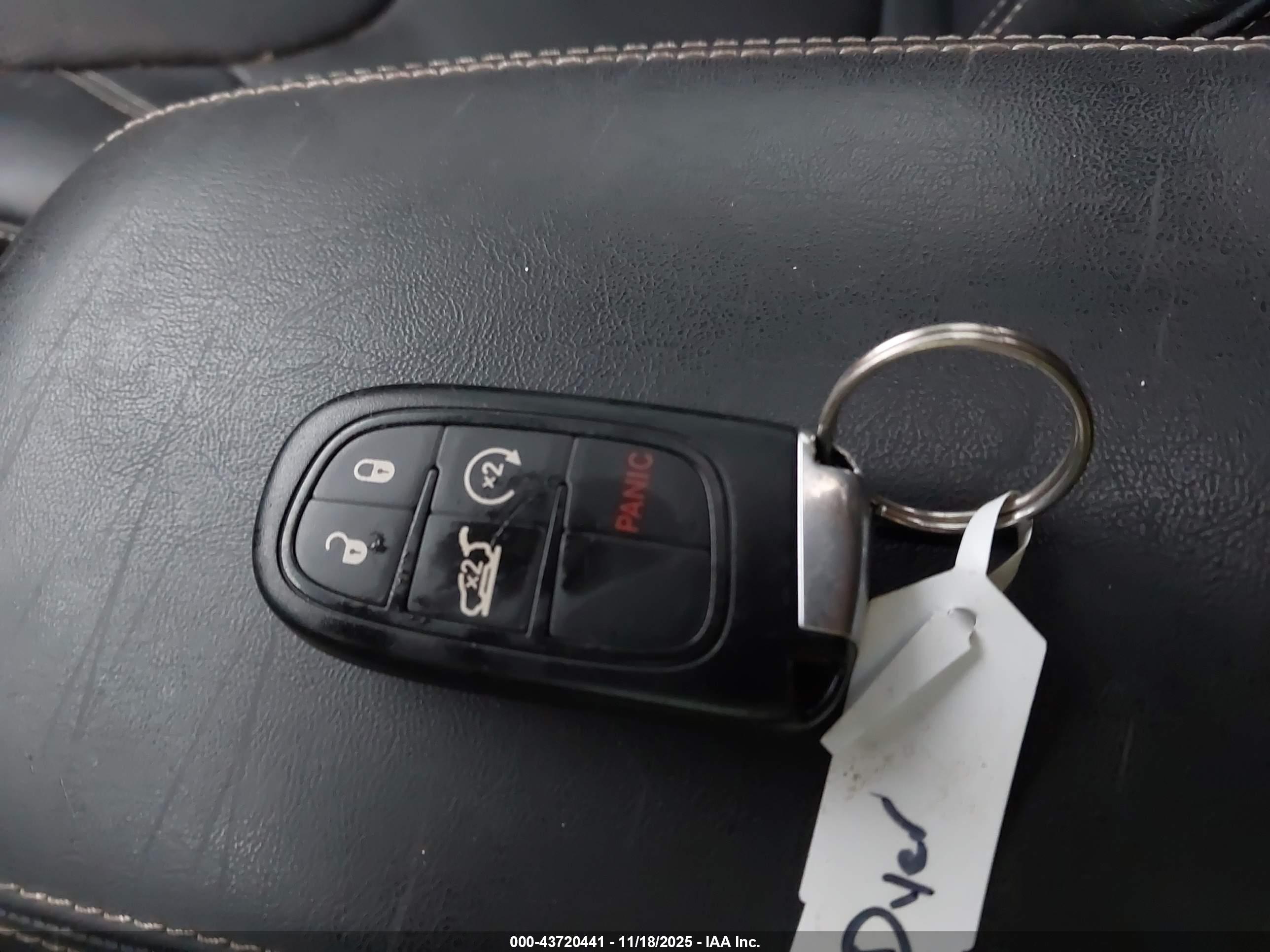 JEEP CHEROKEE image 11