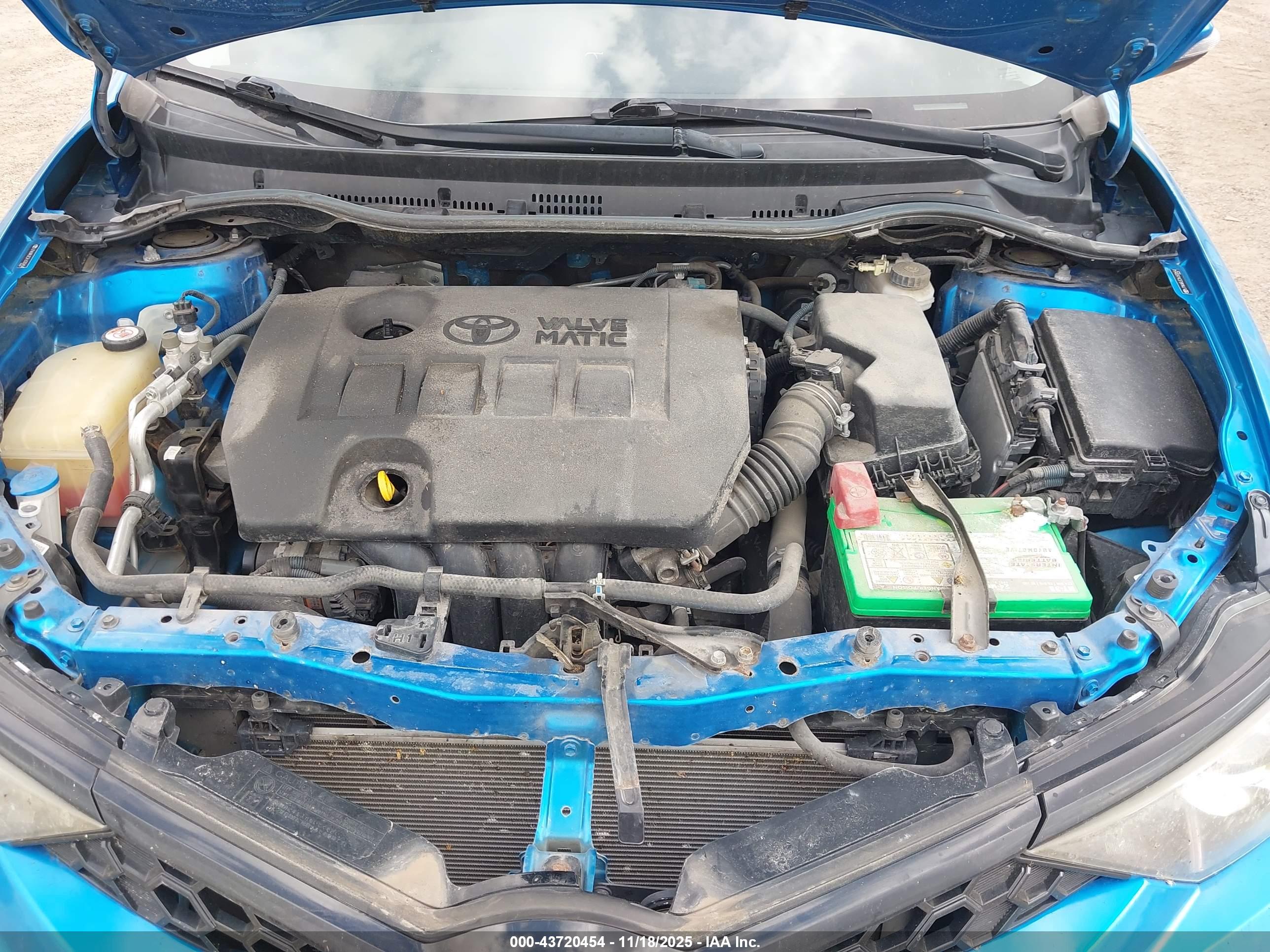 TOYOTA COROLLA image 10