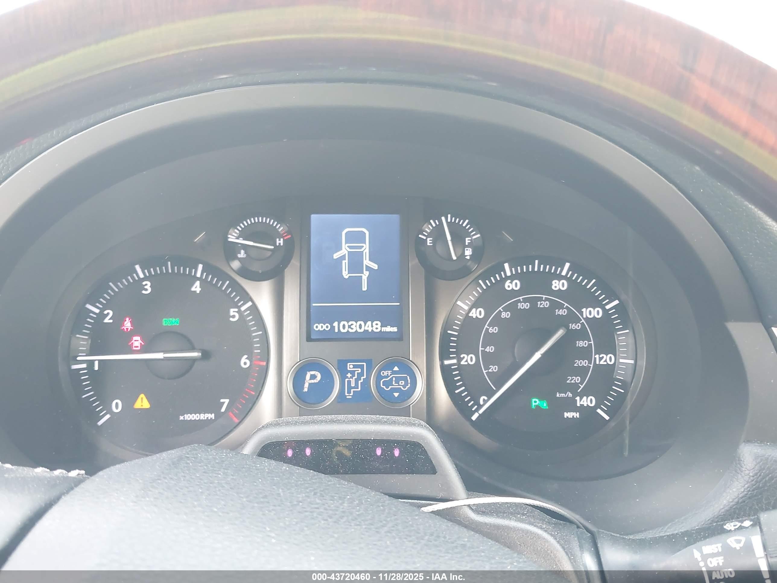 LEXUS GX image 7