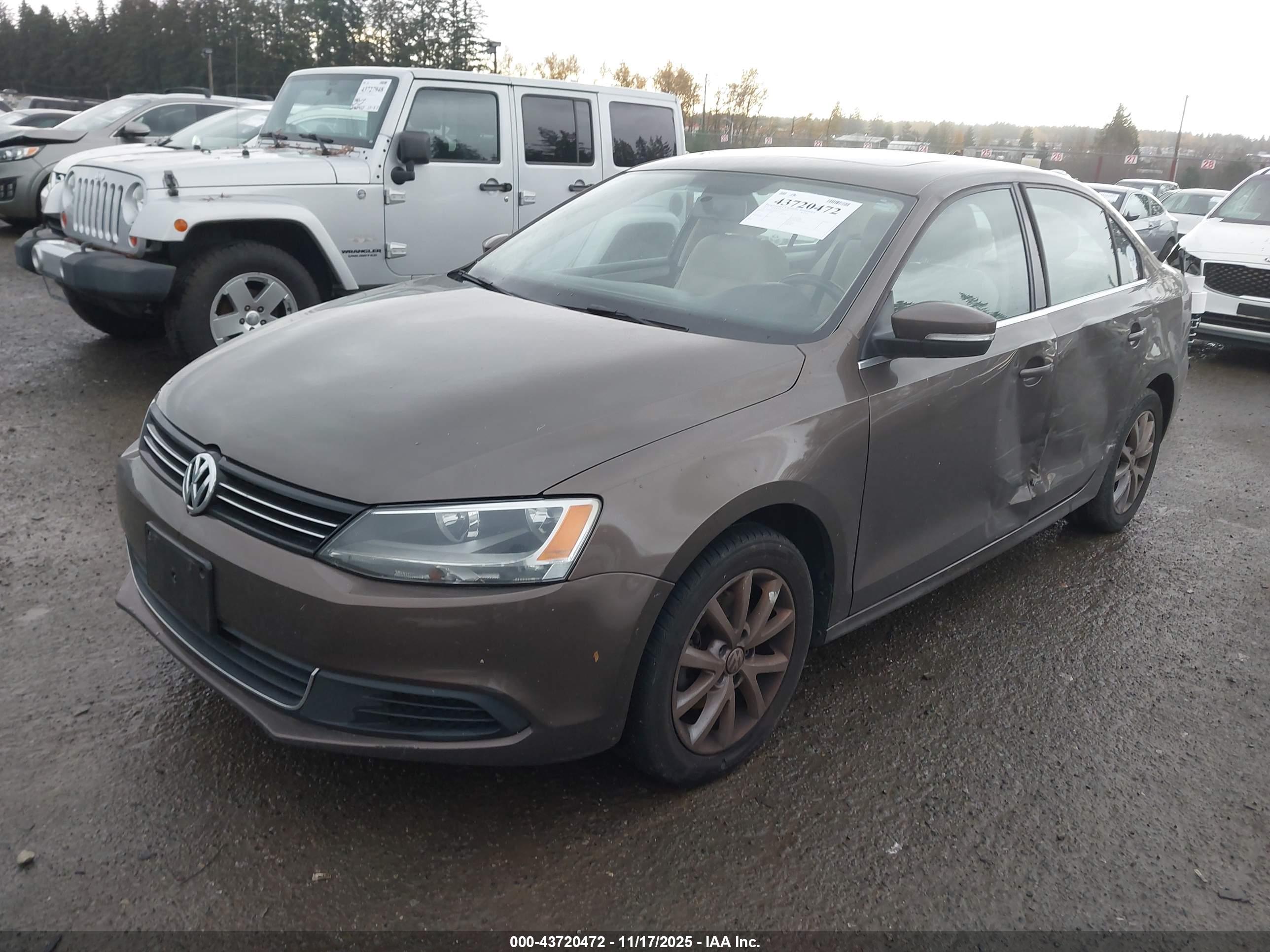 VOLKSWAGEN JETTA image 2