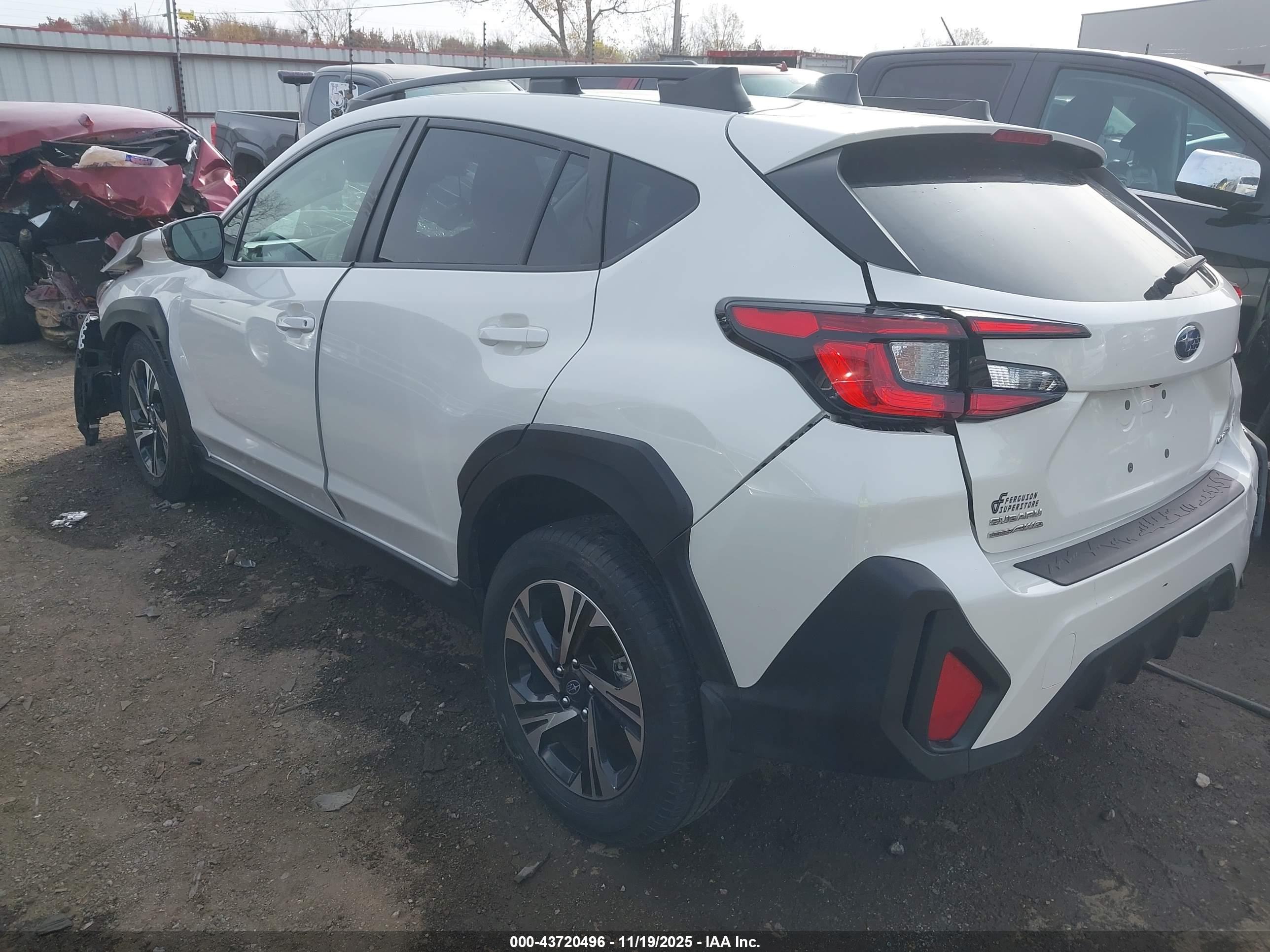 SUBARU CROSSTREK image 3