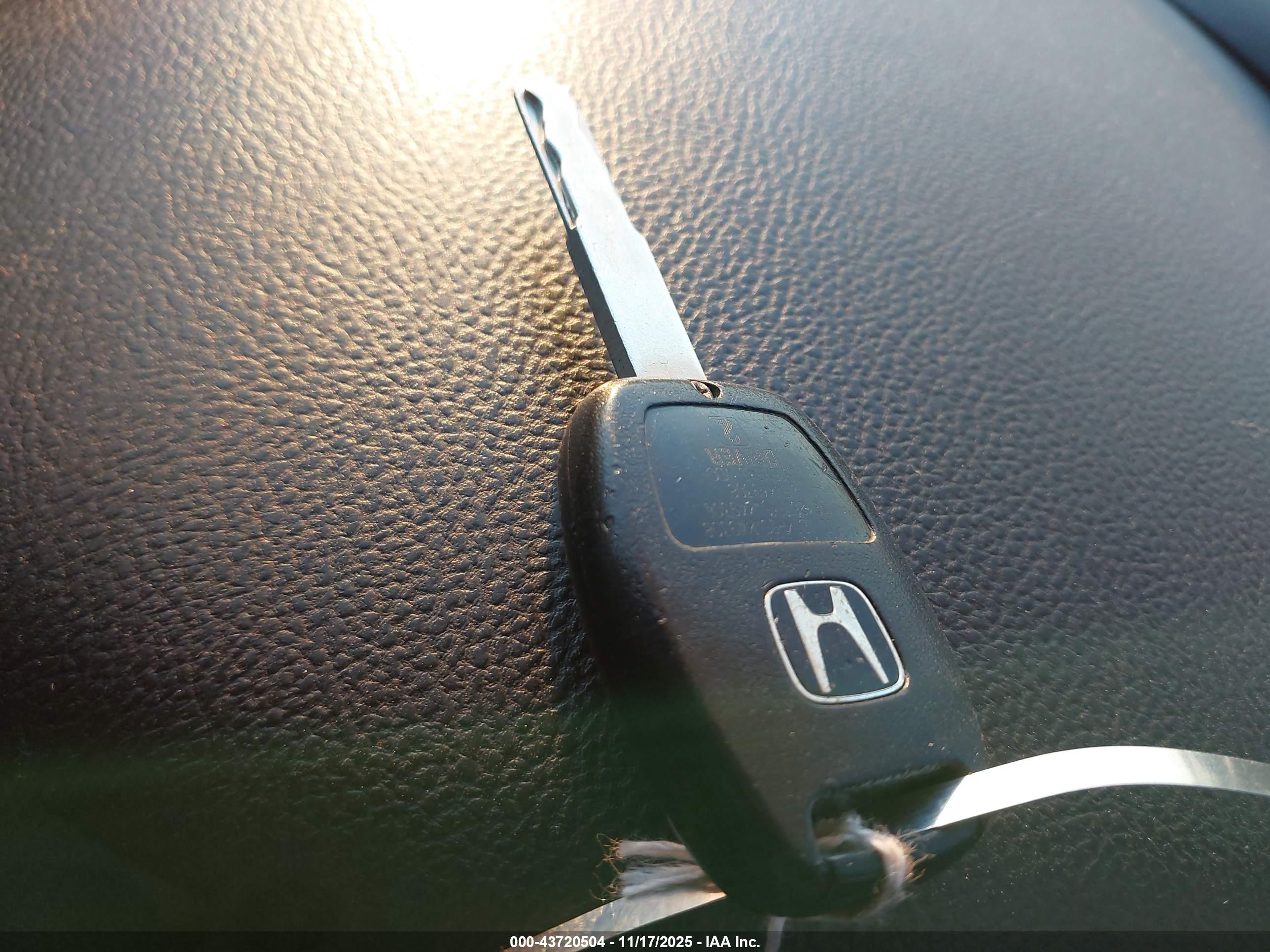 HONDA ACCORD image 11