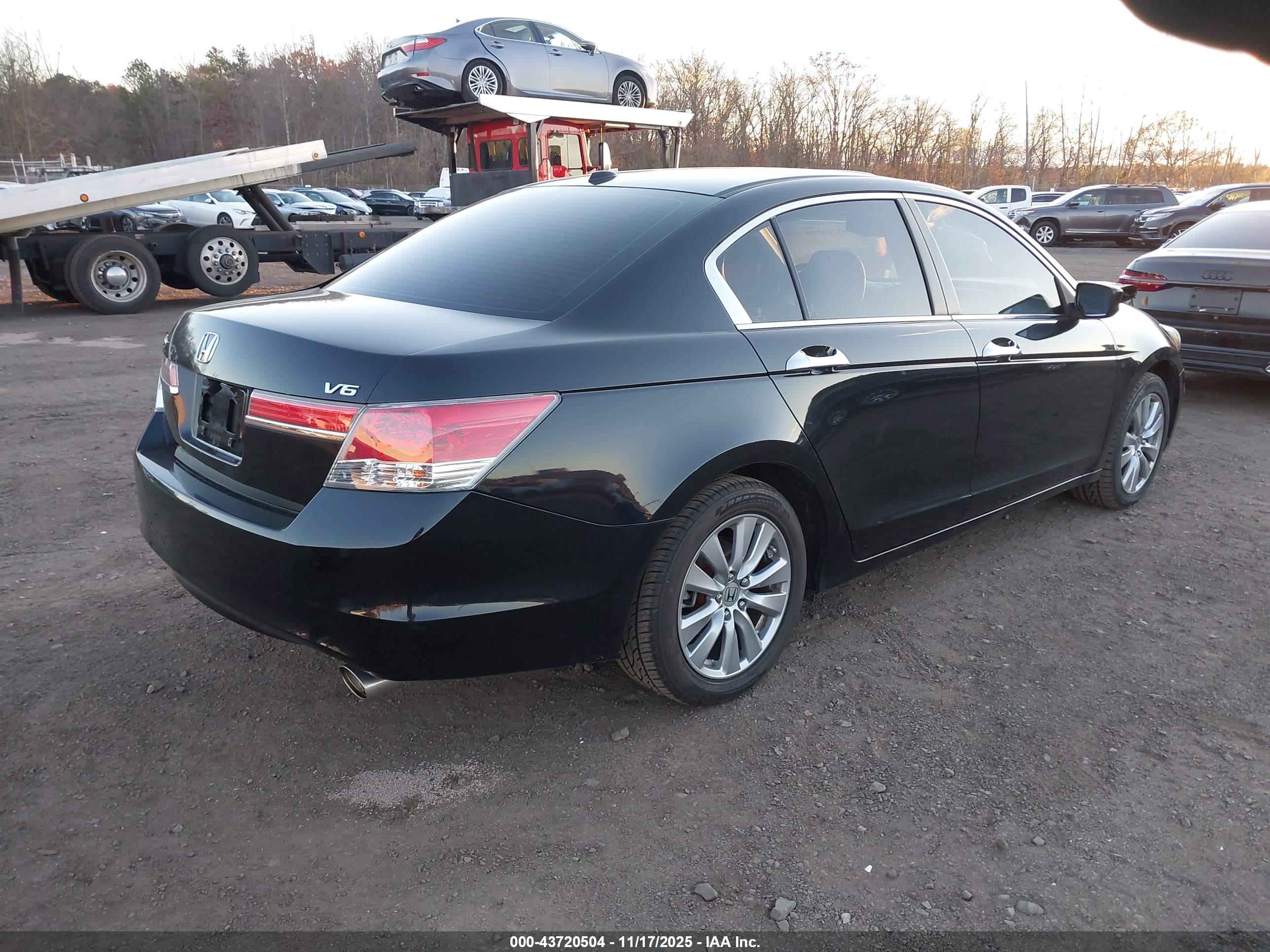 HONDA ACCORD image 4