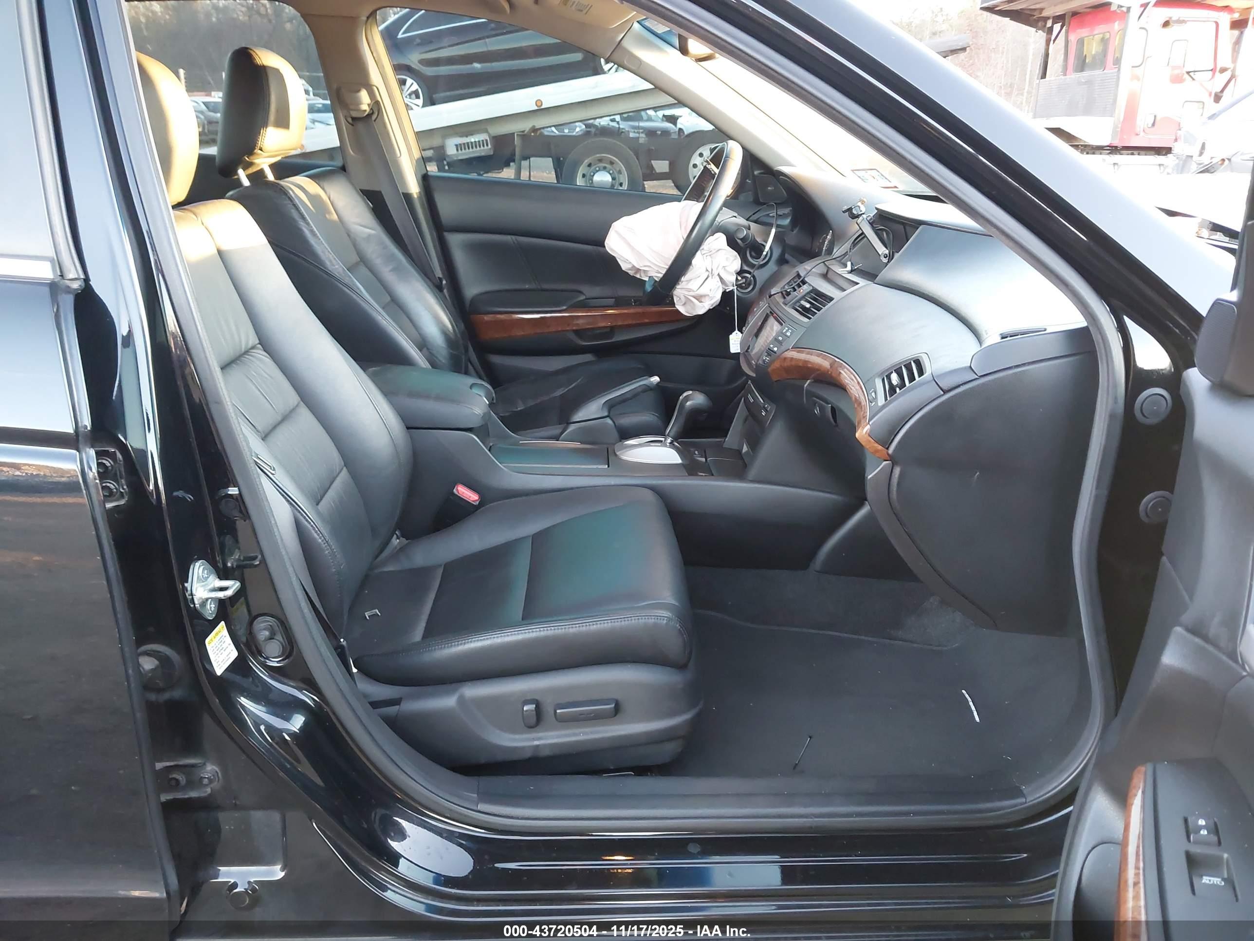 HONDA ACCORD image 5