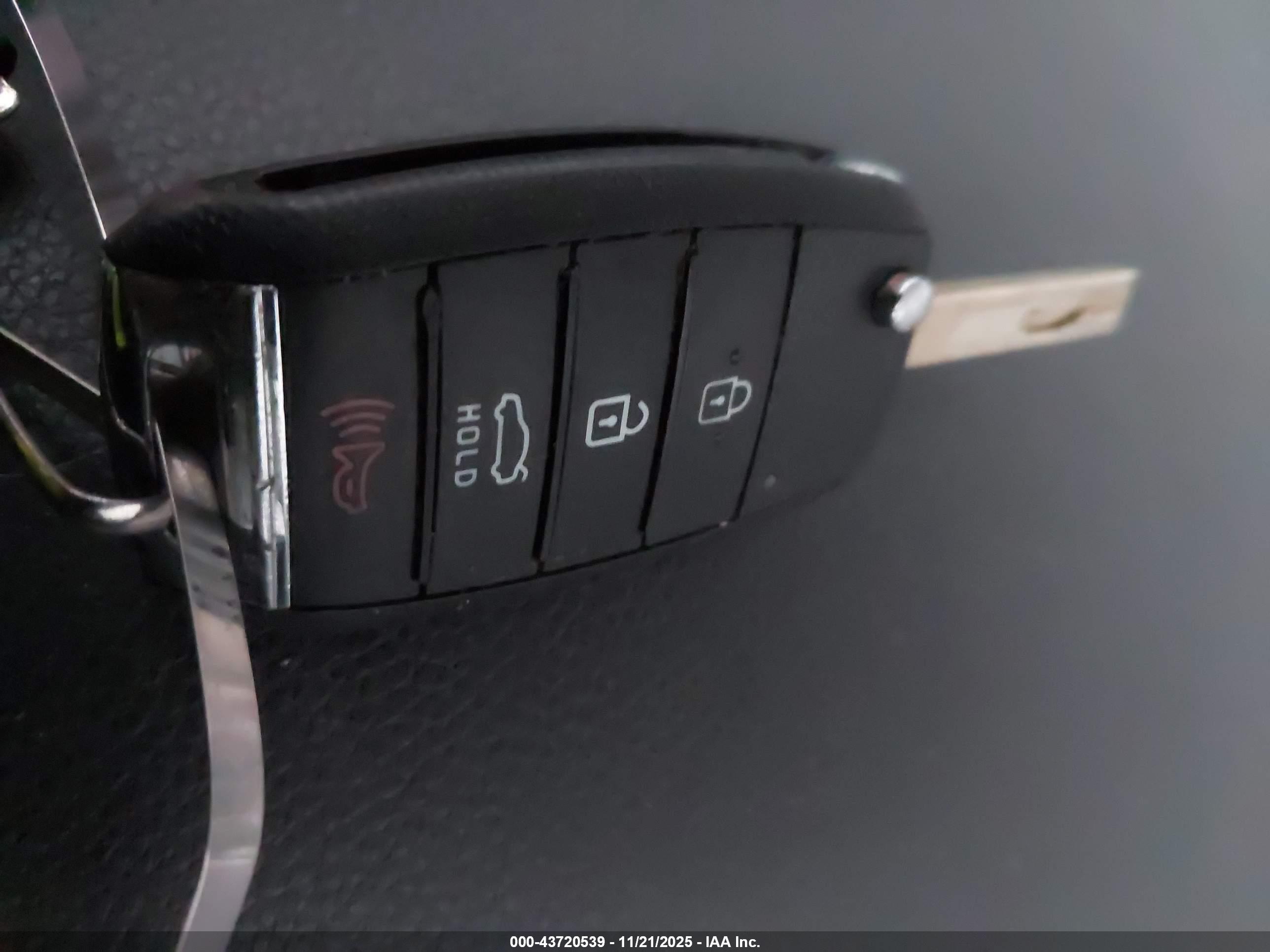 KIA RIO image 11