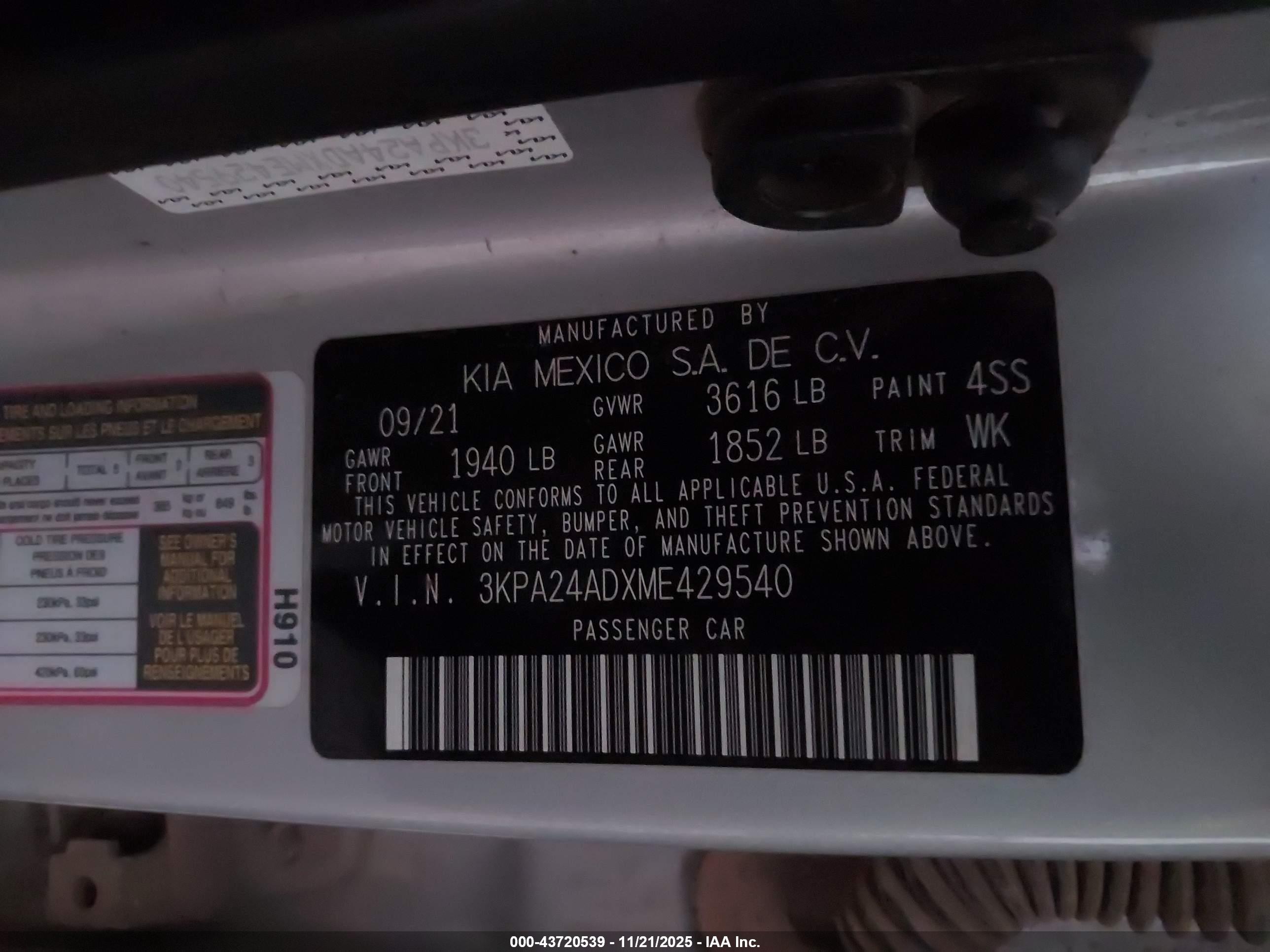KIA RIO image 9