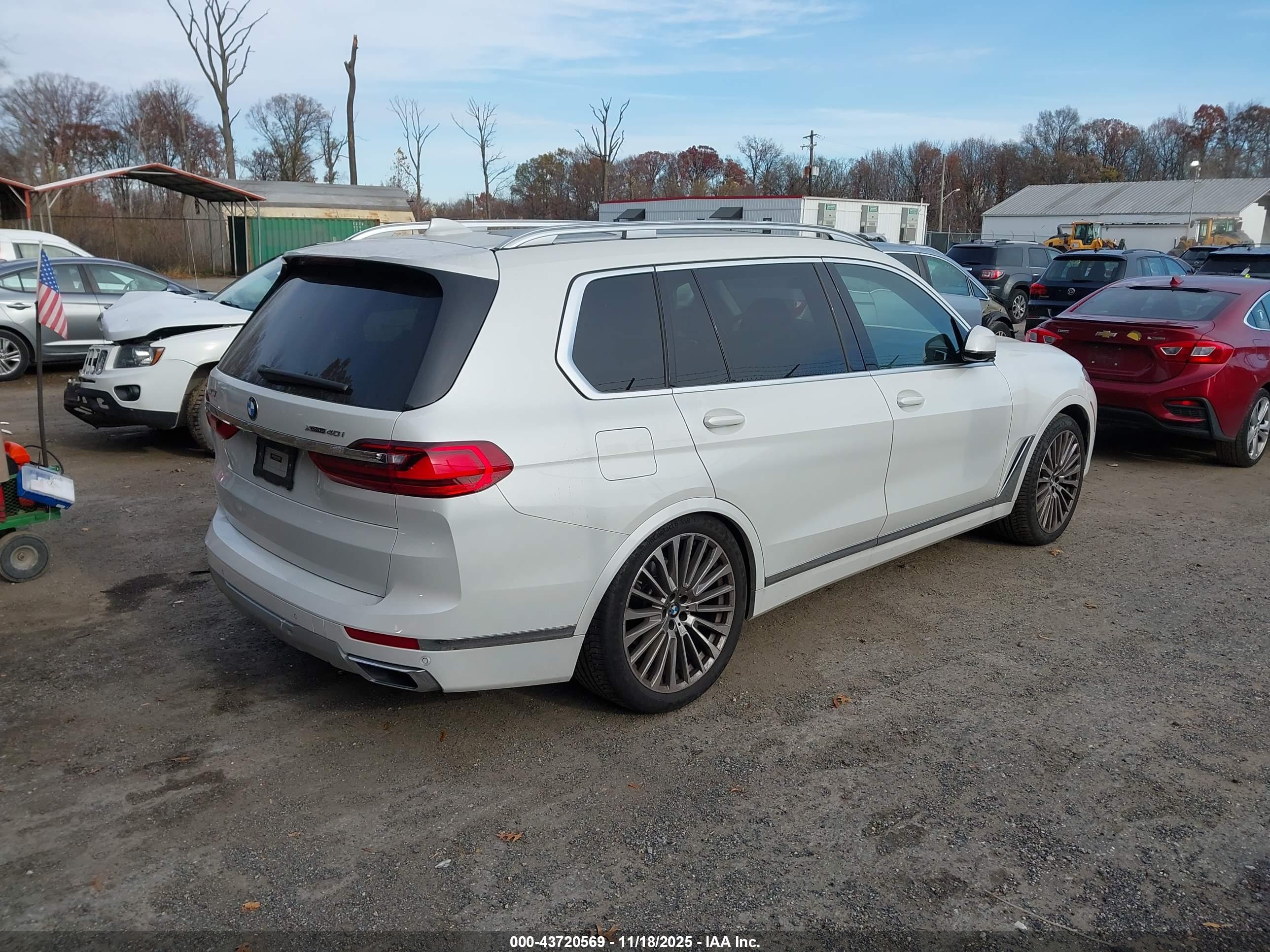 BMW X7 image 4