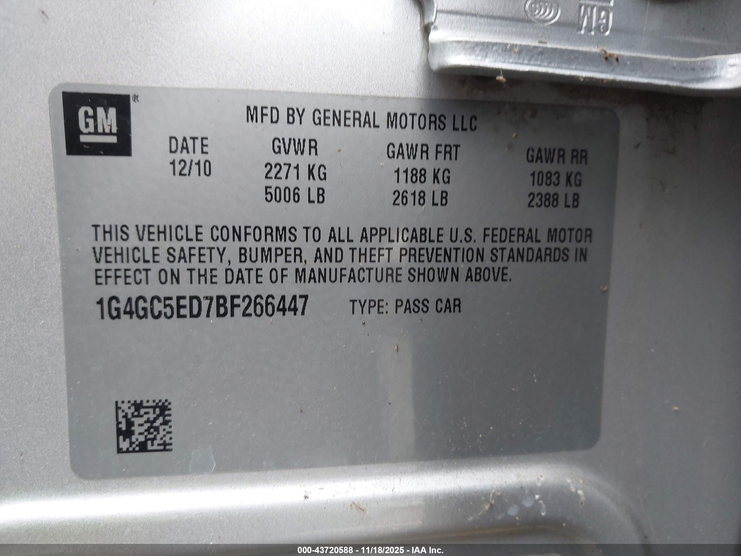 BUICK LACROSSE image 9