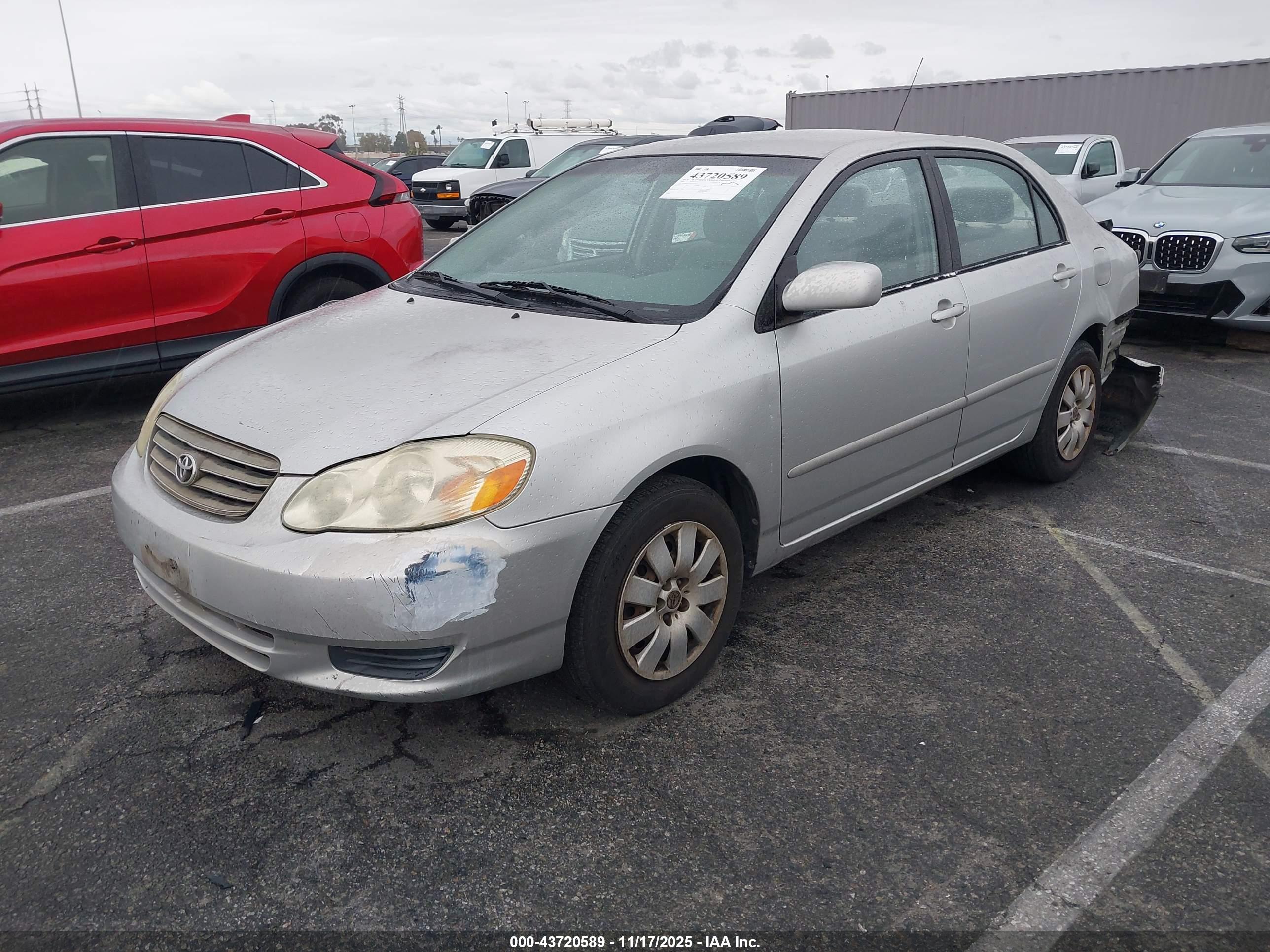 TOYOTA COROLLA image 2