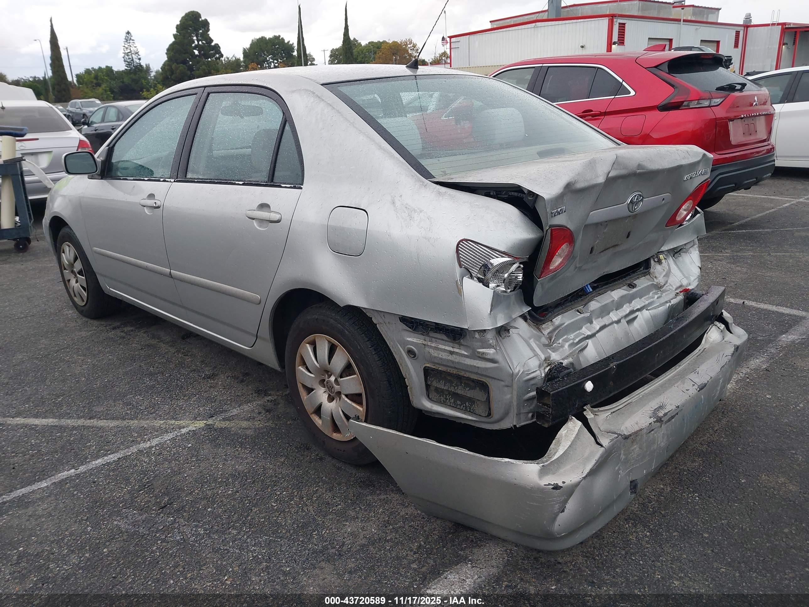 TOYOTA COROLLA image 3