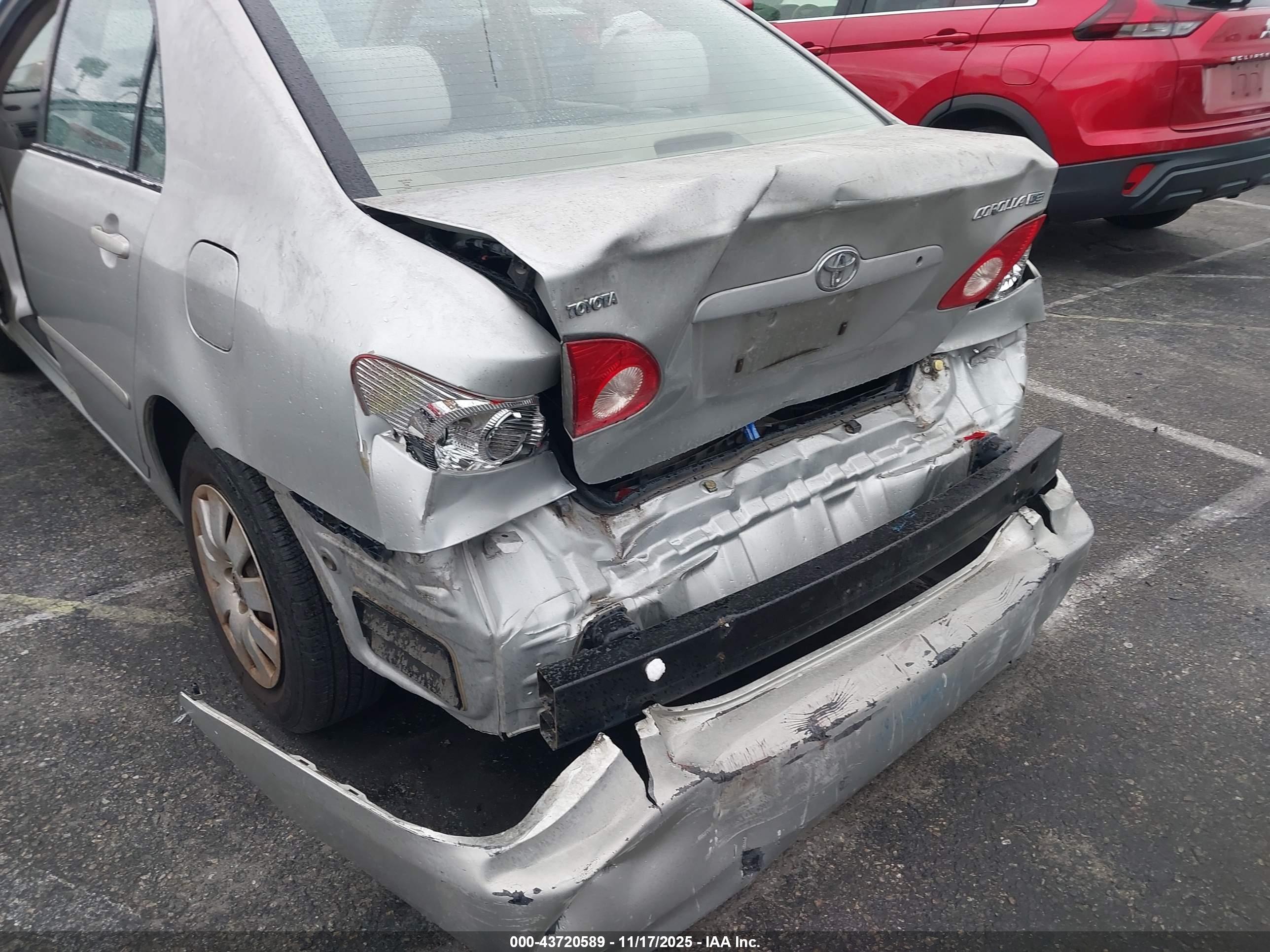 TOYOTA COROLLA image 6