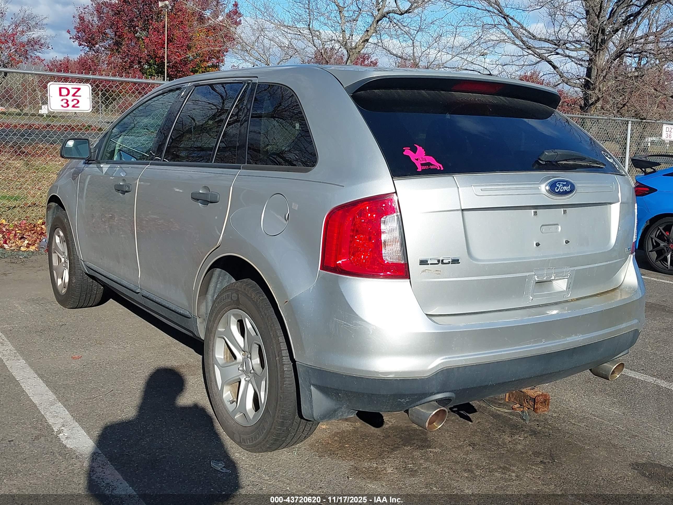 FORD EDGE image 3