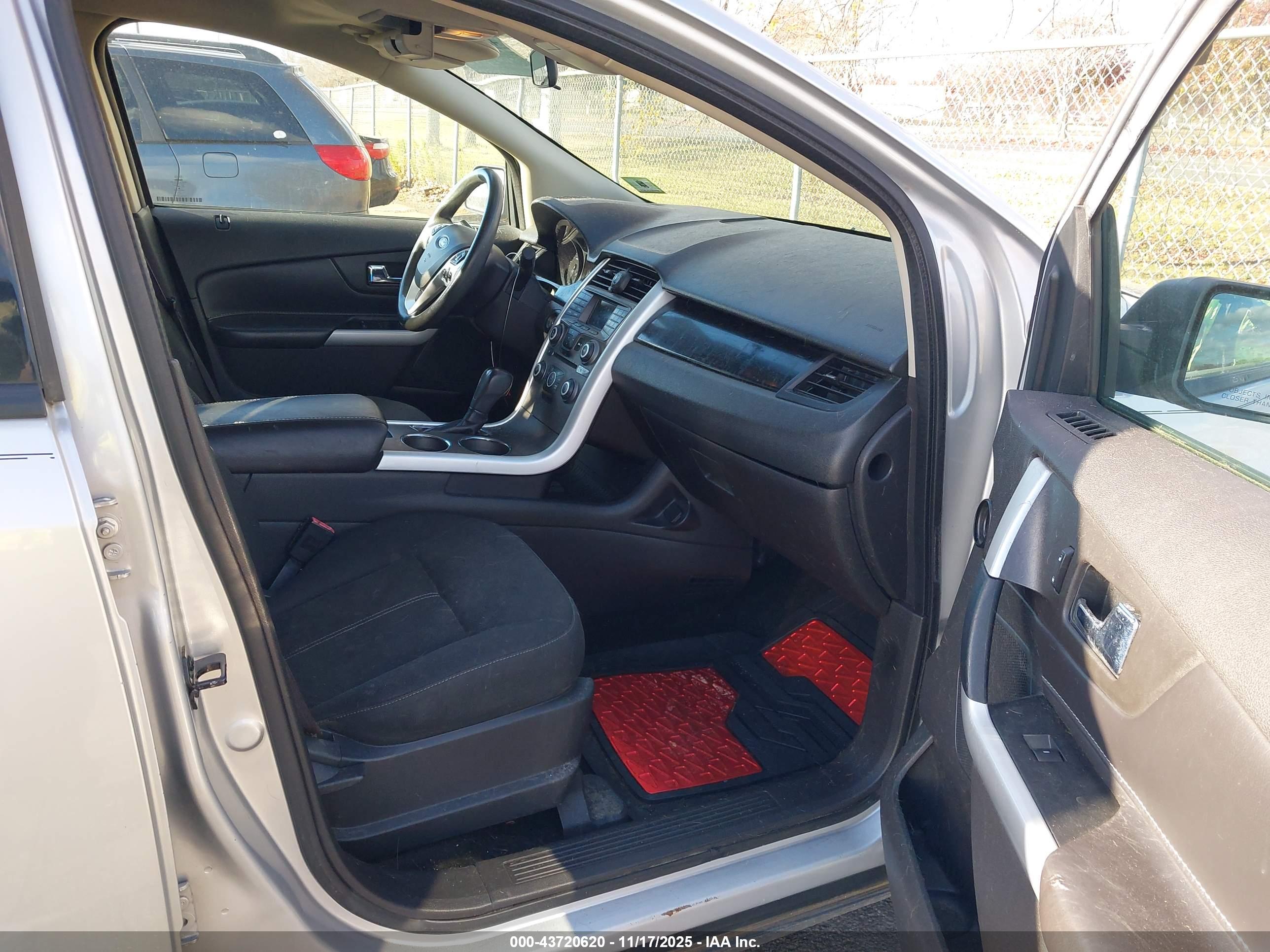 FORD EDGE image 5