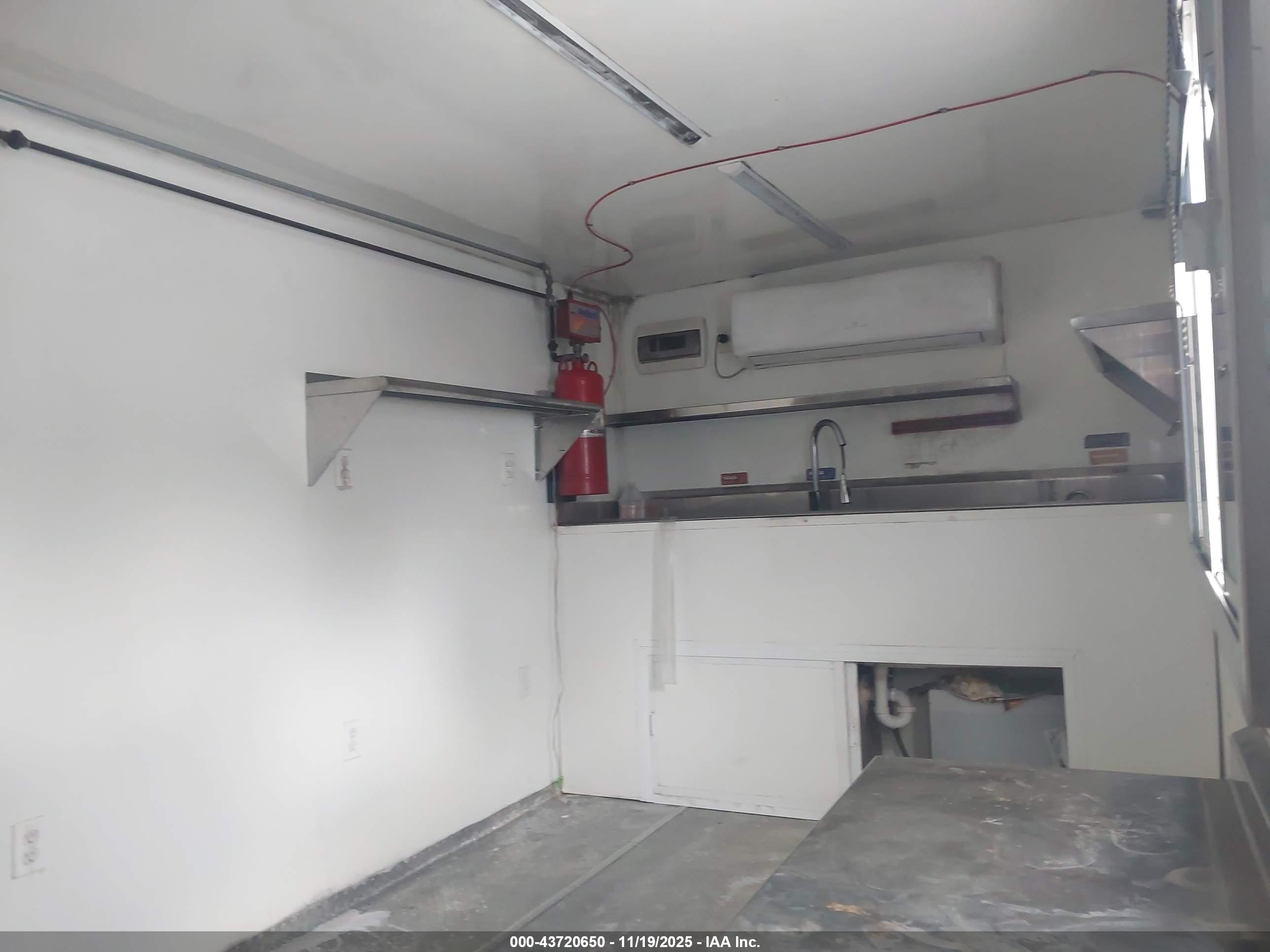 FUD TRAILERS image 5