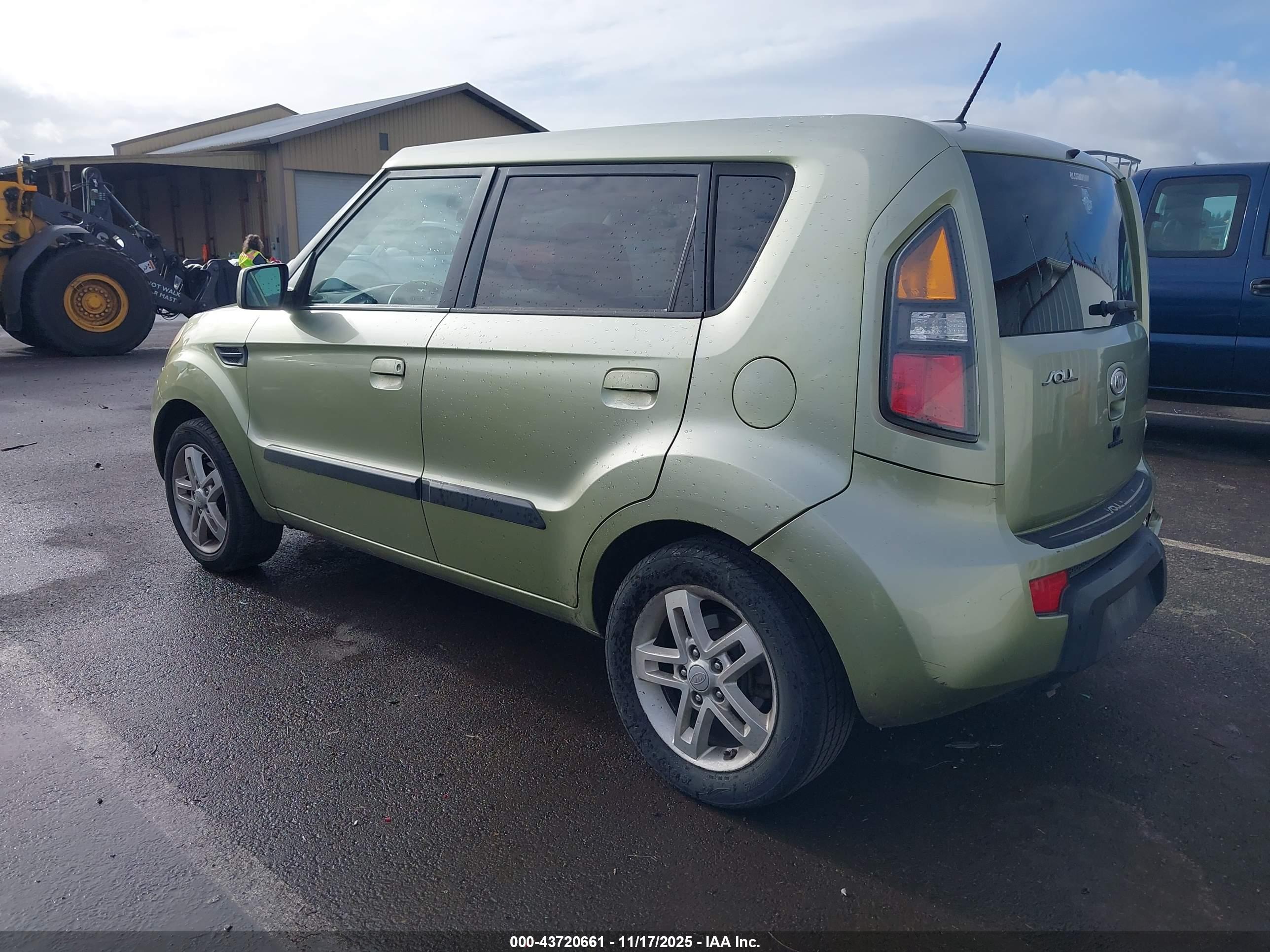 KIA SOUL image 3