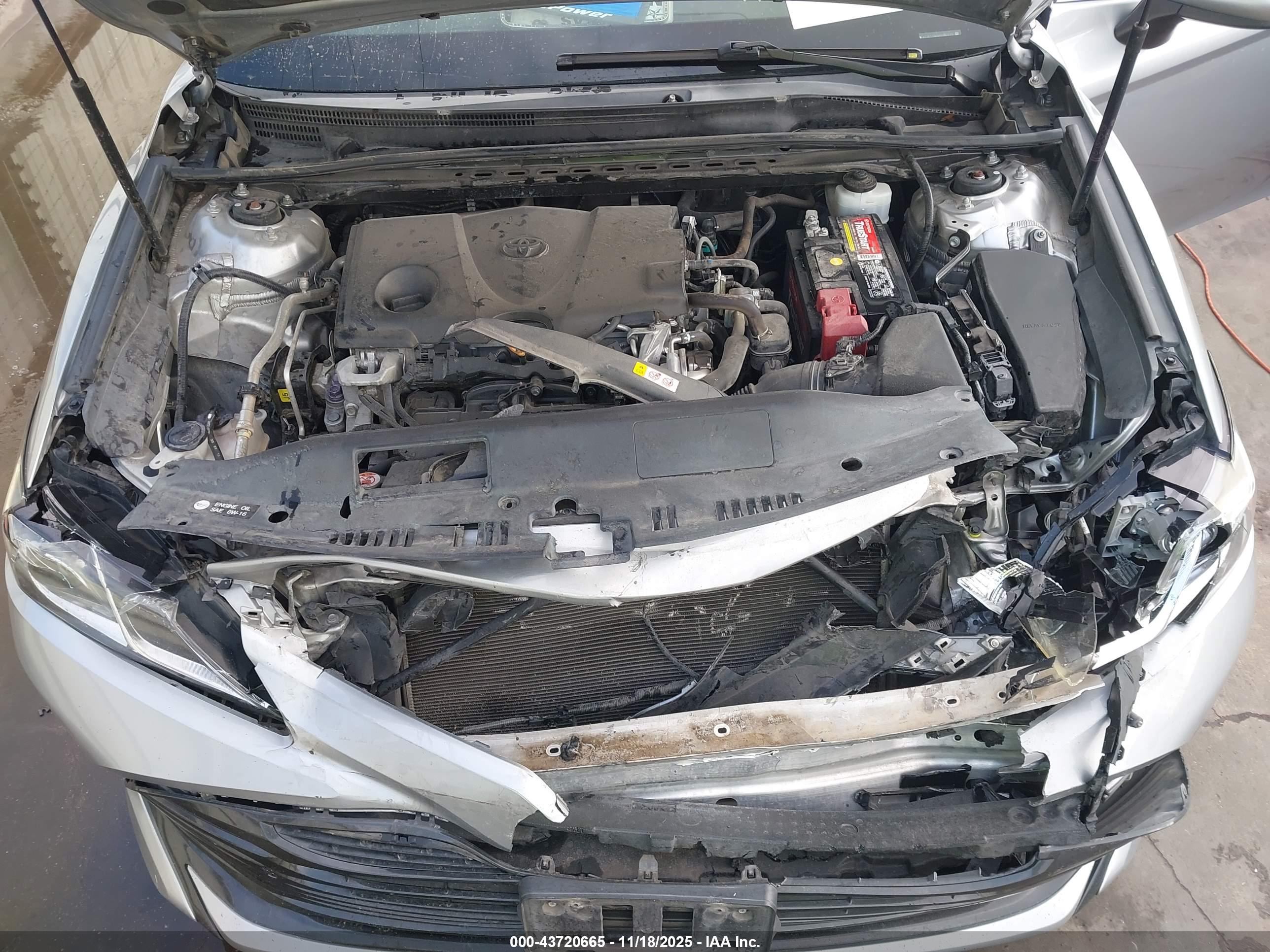 TOYOTA CAMRY image 10