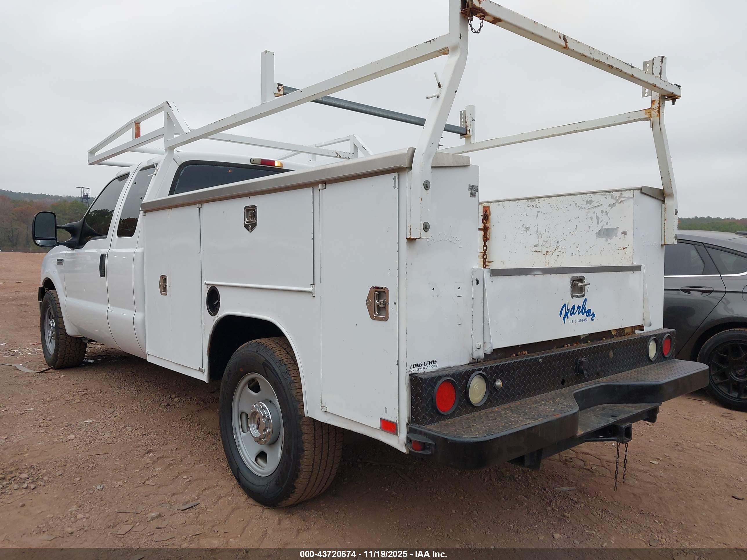 FORD F-350 image 3
