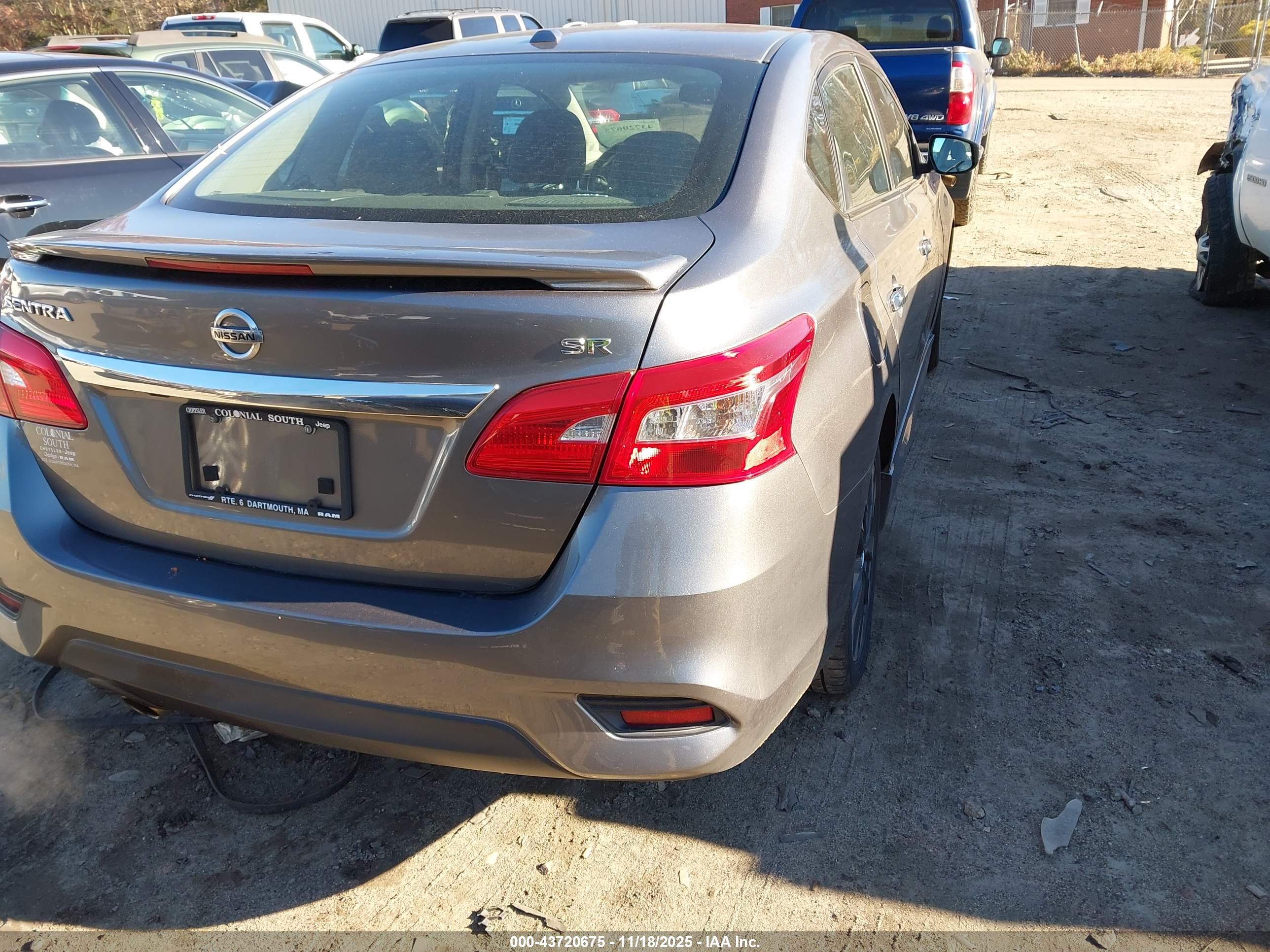 NISSAN SENTRA image 4
